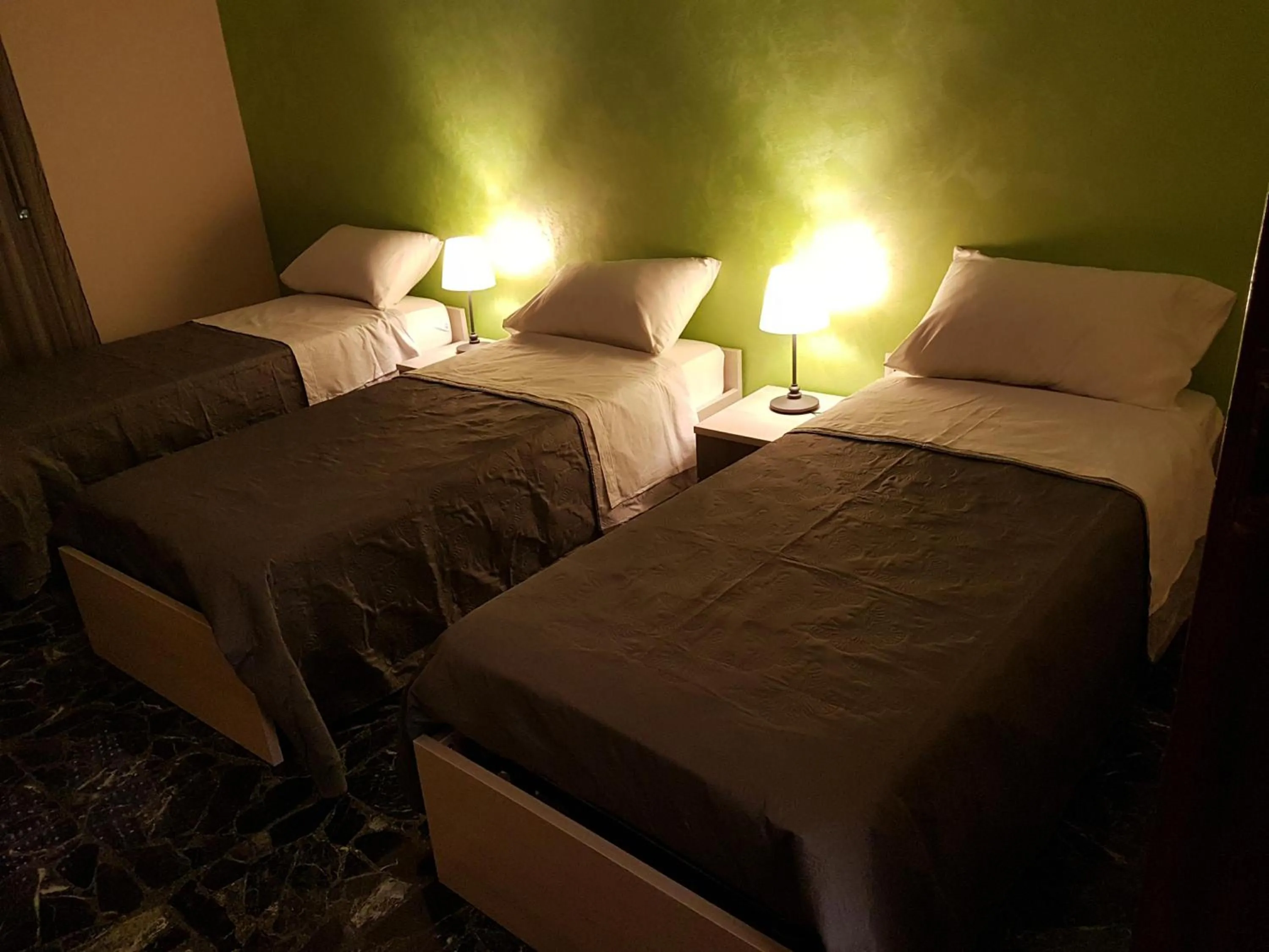 Triple Room with Shared Bathroom - single occupancy in B&B Sant'Angelo
