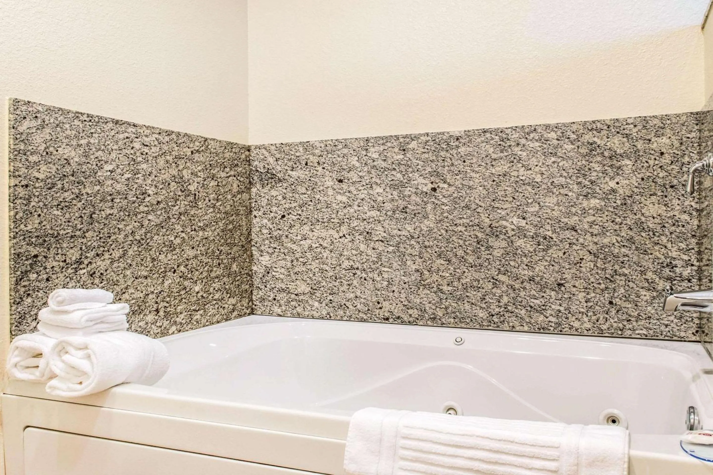 Photo of the whole room in Comfort Inn & Suites Sheridan