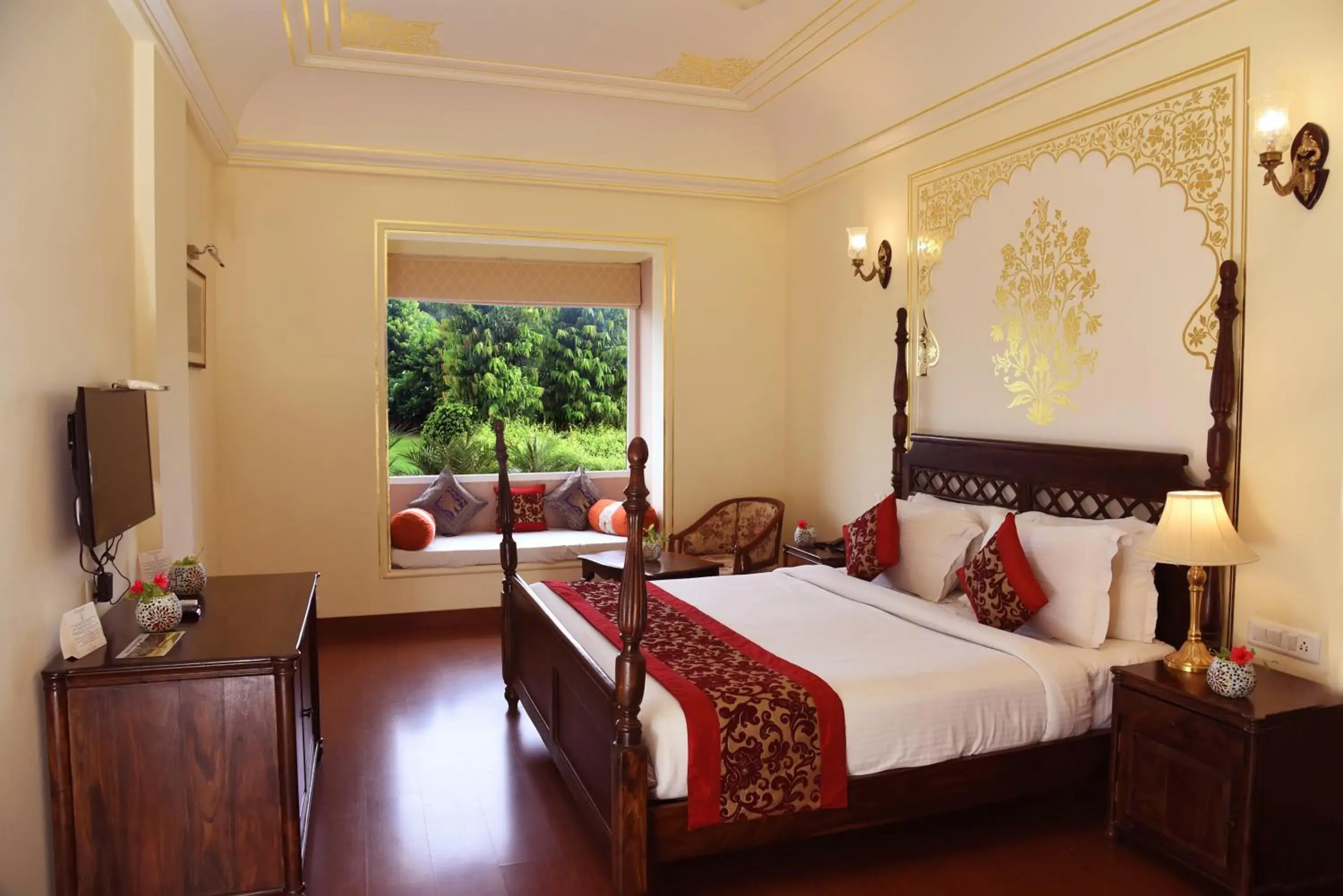 Bed in WelcomHeritage Mount Valley Resort Ranthambore Bed in WelcomHeritage Mount Valley Resort Ranthambore