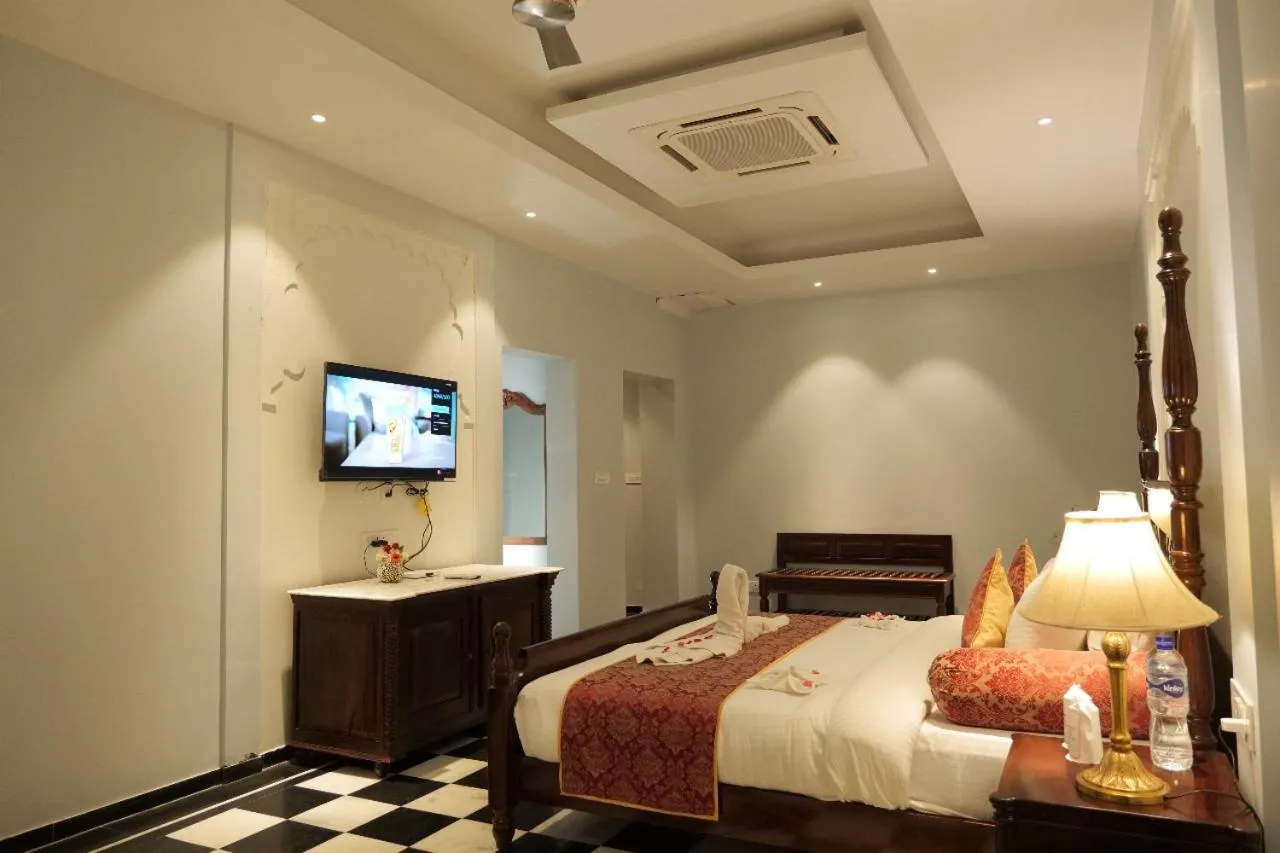 Photo of the whole room, Bed in WelcomHeritage Mount Valley Resort Ranthambore