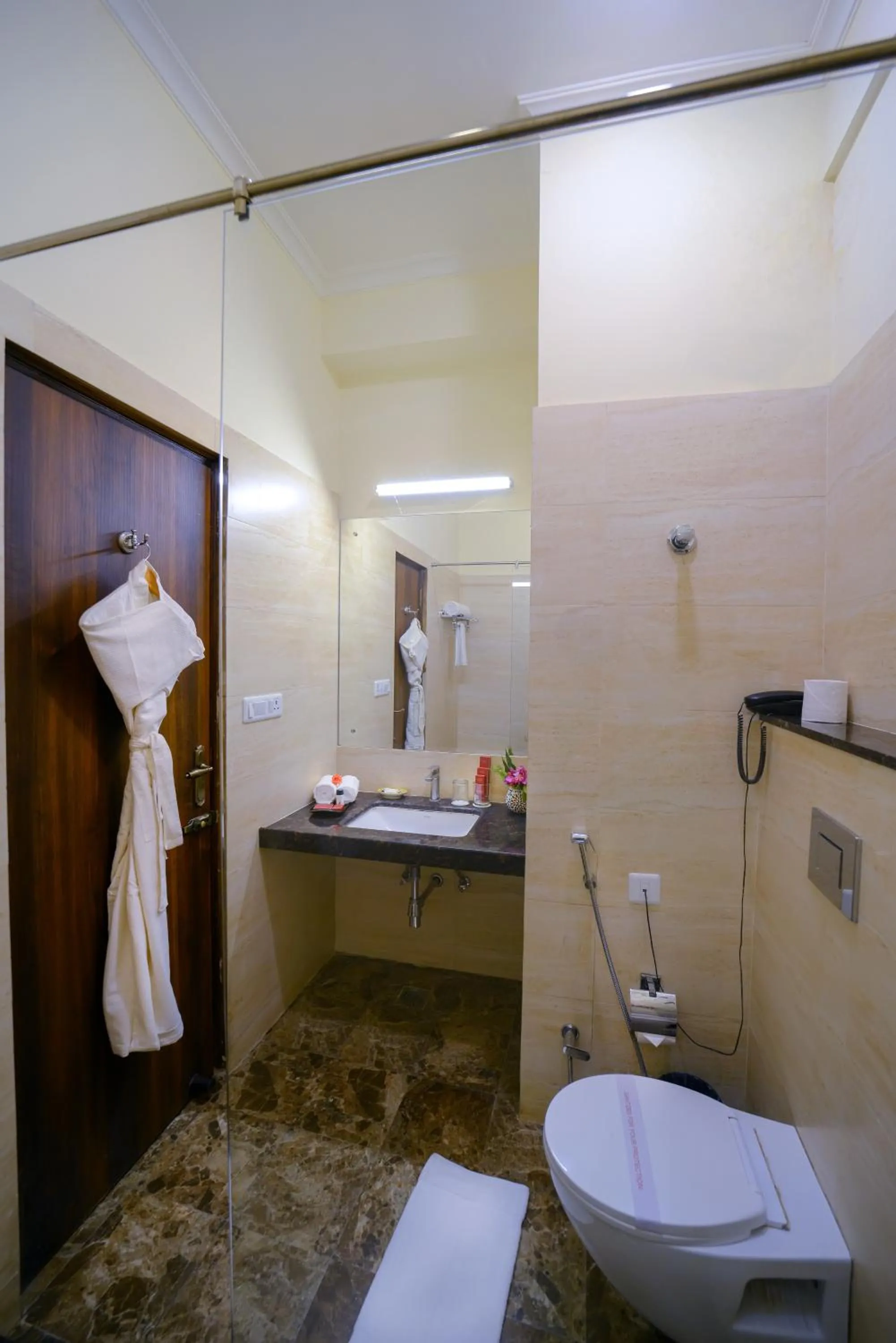 Toilet in WelcomHeritage Mount Valley Resort Ranthambore