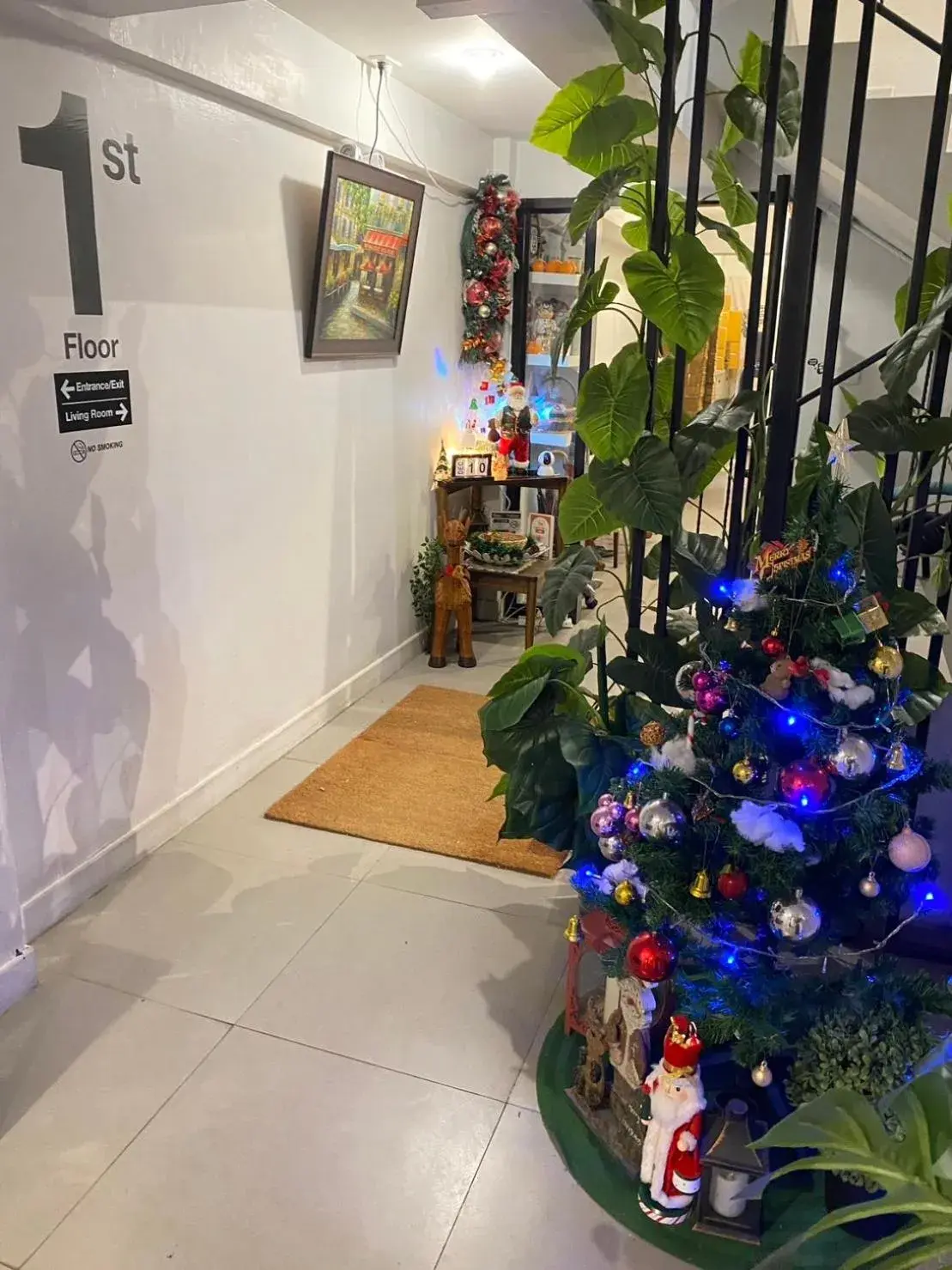 Property building in 101 SEOUL HOSTEL (101 โซล โฮสเทล) Property building in 101 SEOUL HOSTEL (101 โซล โฮสเทล)