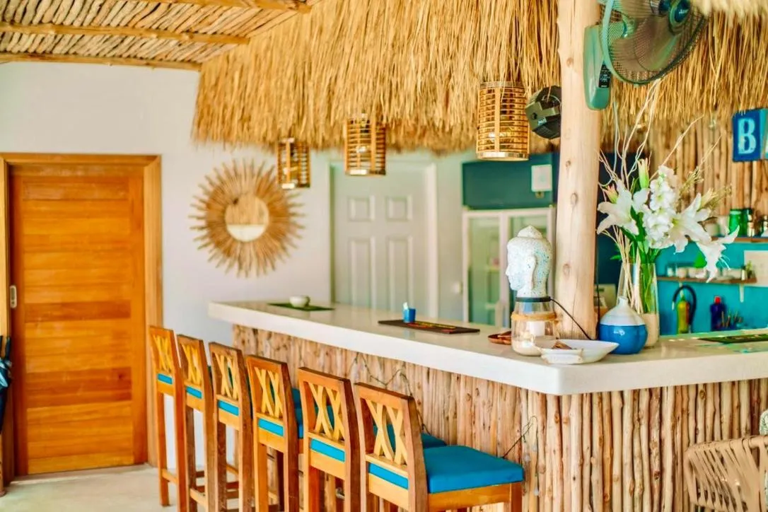 Lounge or bar in So KohKoon Beach Resort