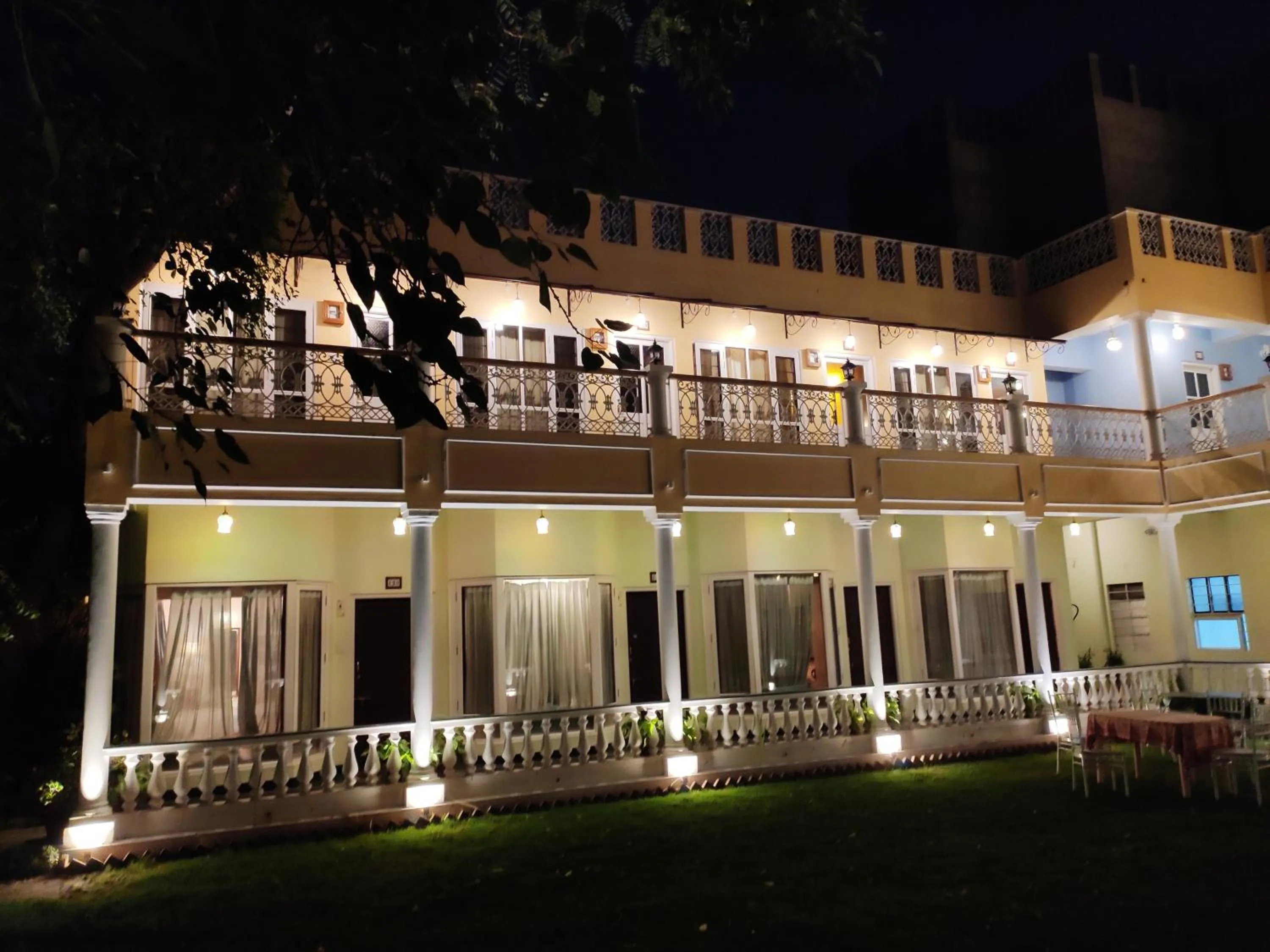 Property building in Hotel Jai Niwas