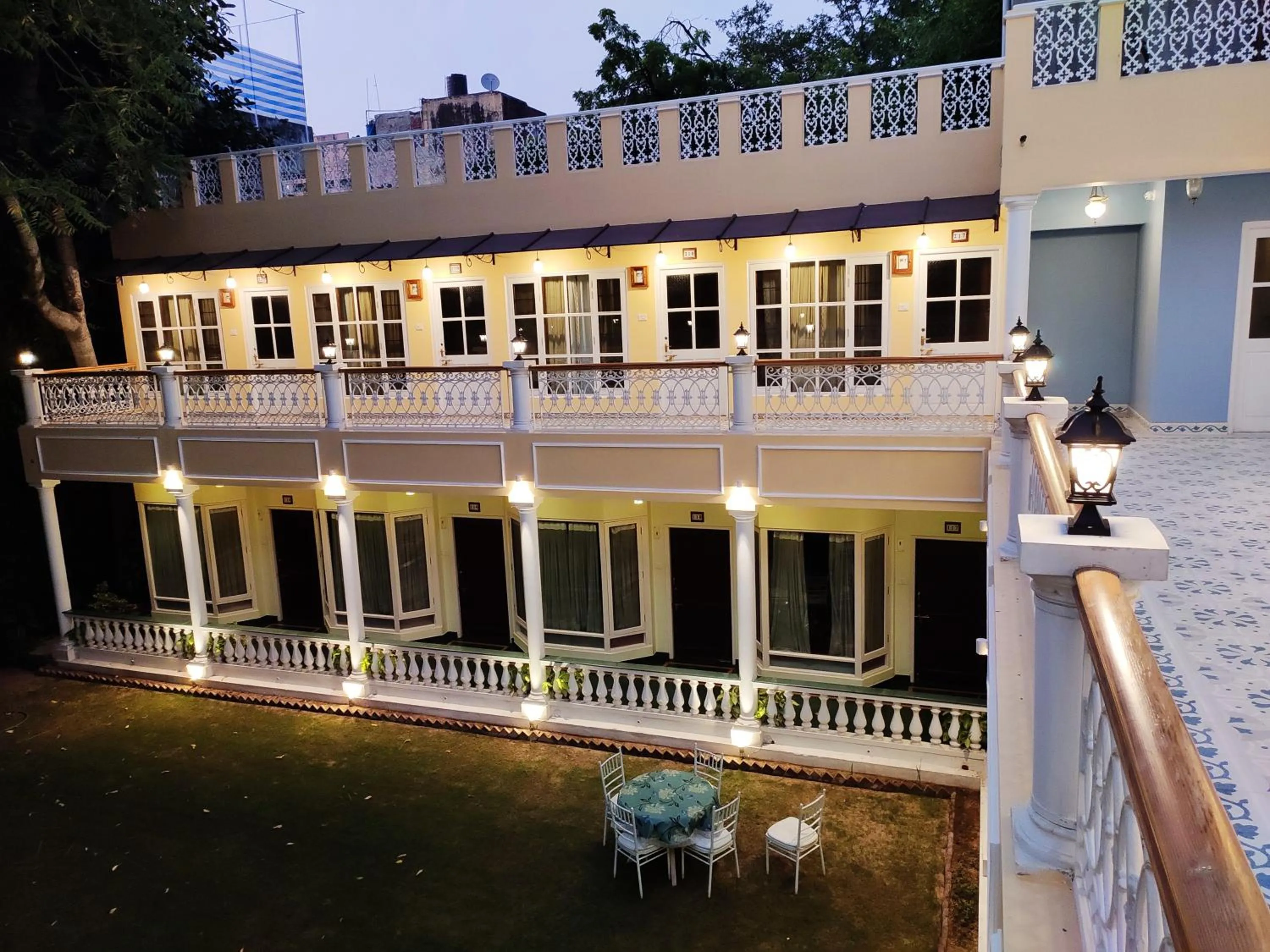 Property building in Hotel Jai Niwas