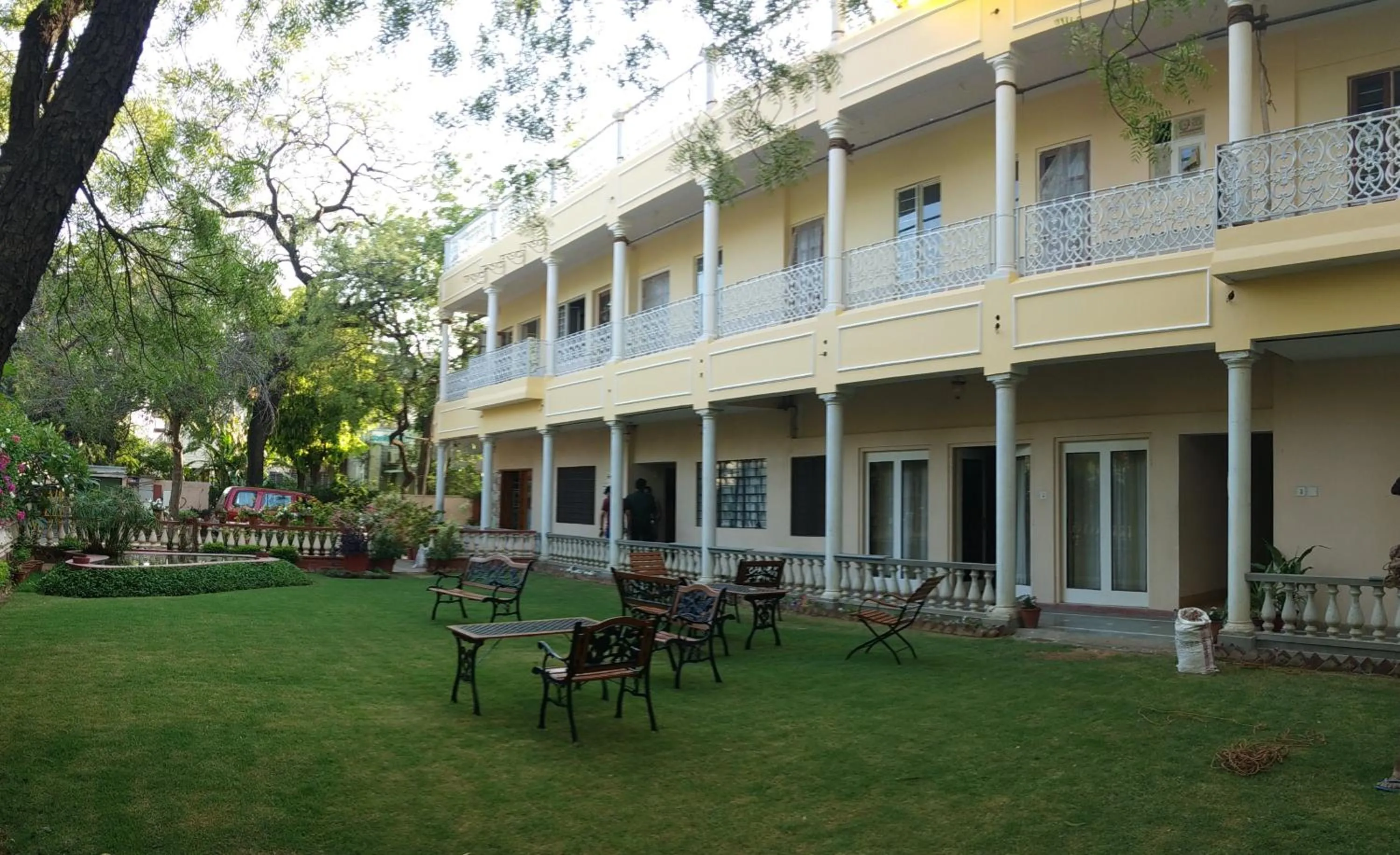 Garden in Hotel Jai Niwas