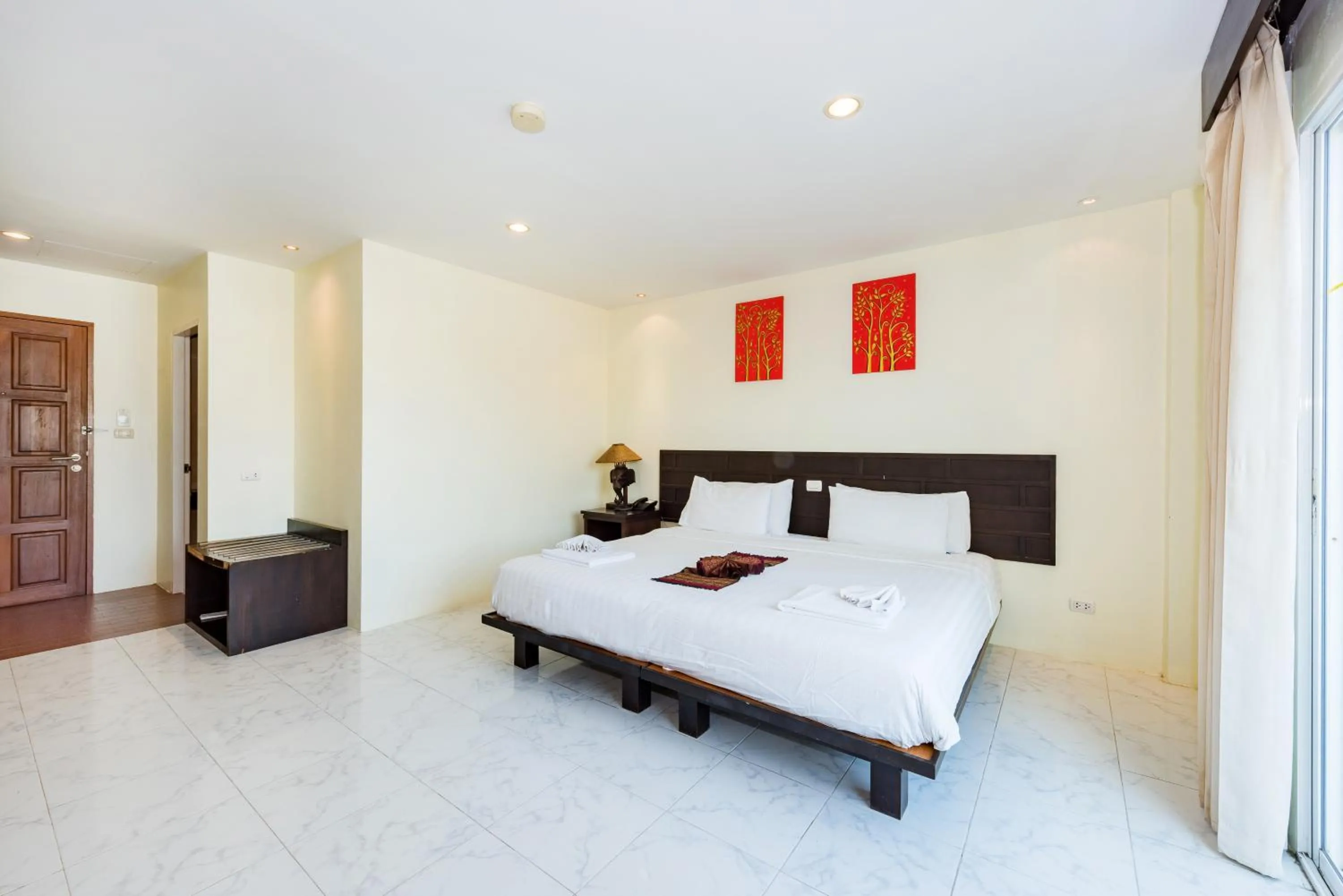 Bed in My Hotel Phuket (SHA Extra Plus)