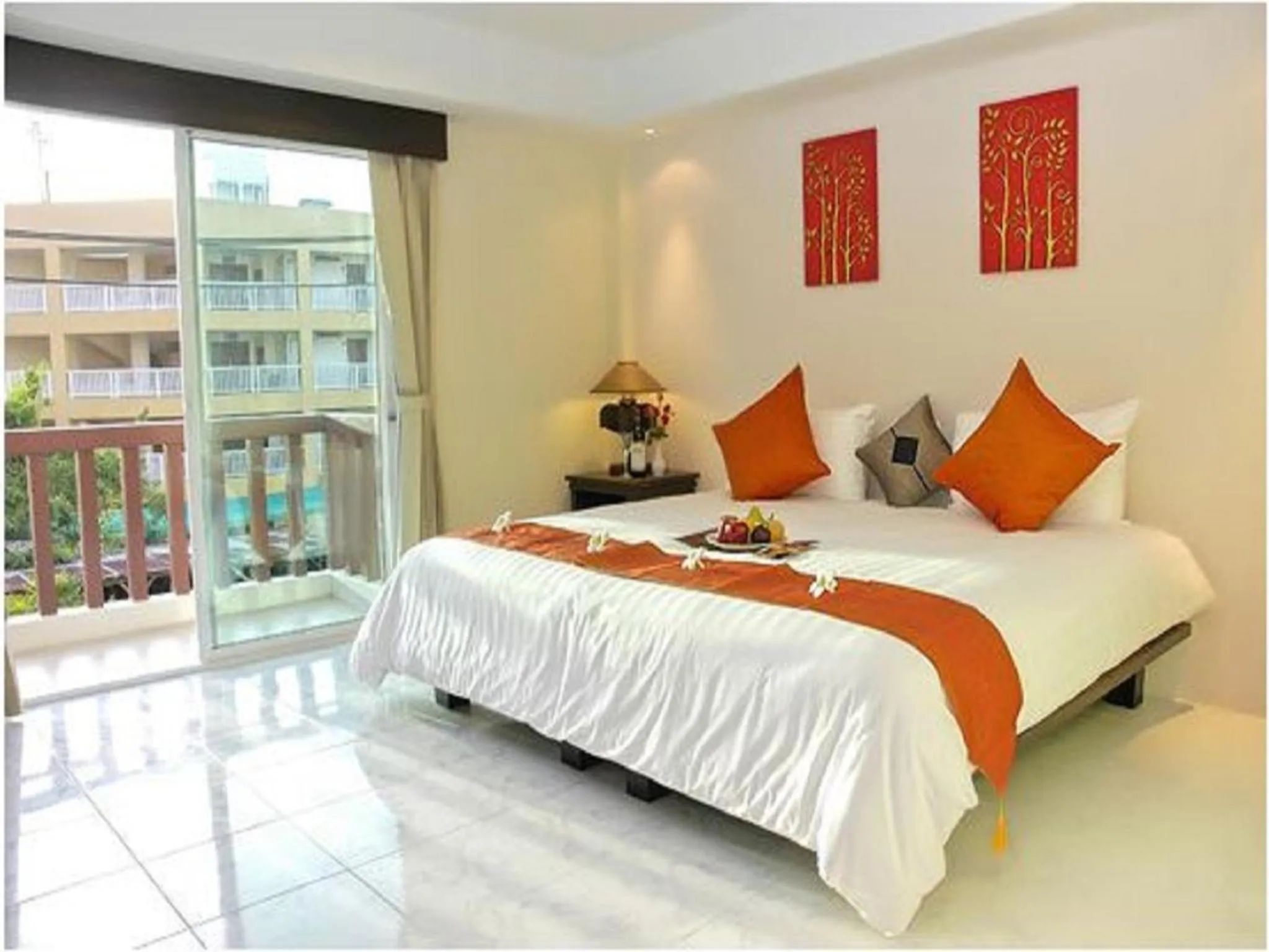 Bed in My Hotel Phuket (SHA Extra Plus)