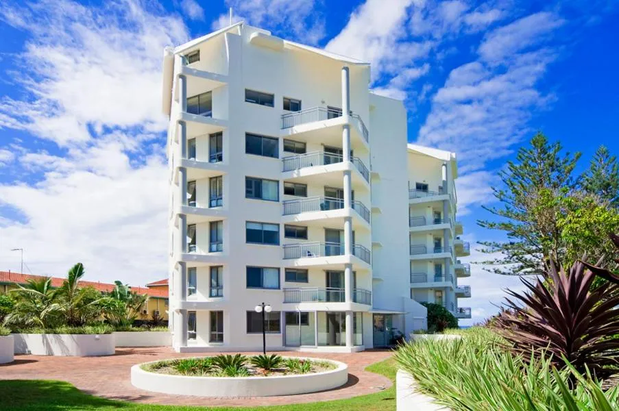 Property building in Oceanside Resort - Absolute Beachfront Apartments