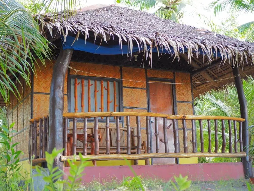 Facade/entrance in Sablayan Gustav's Place Silver Beach Dive Resort