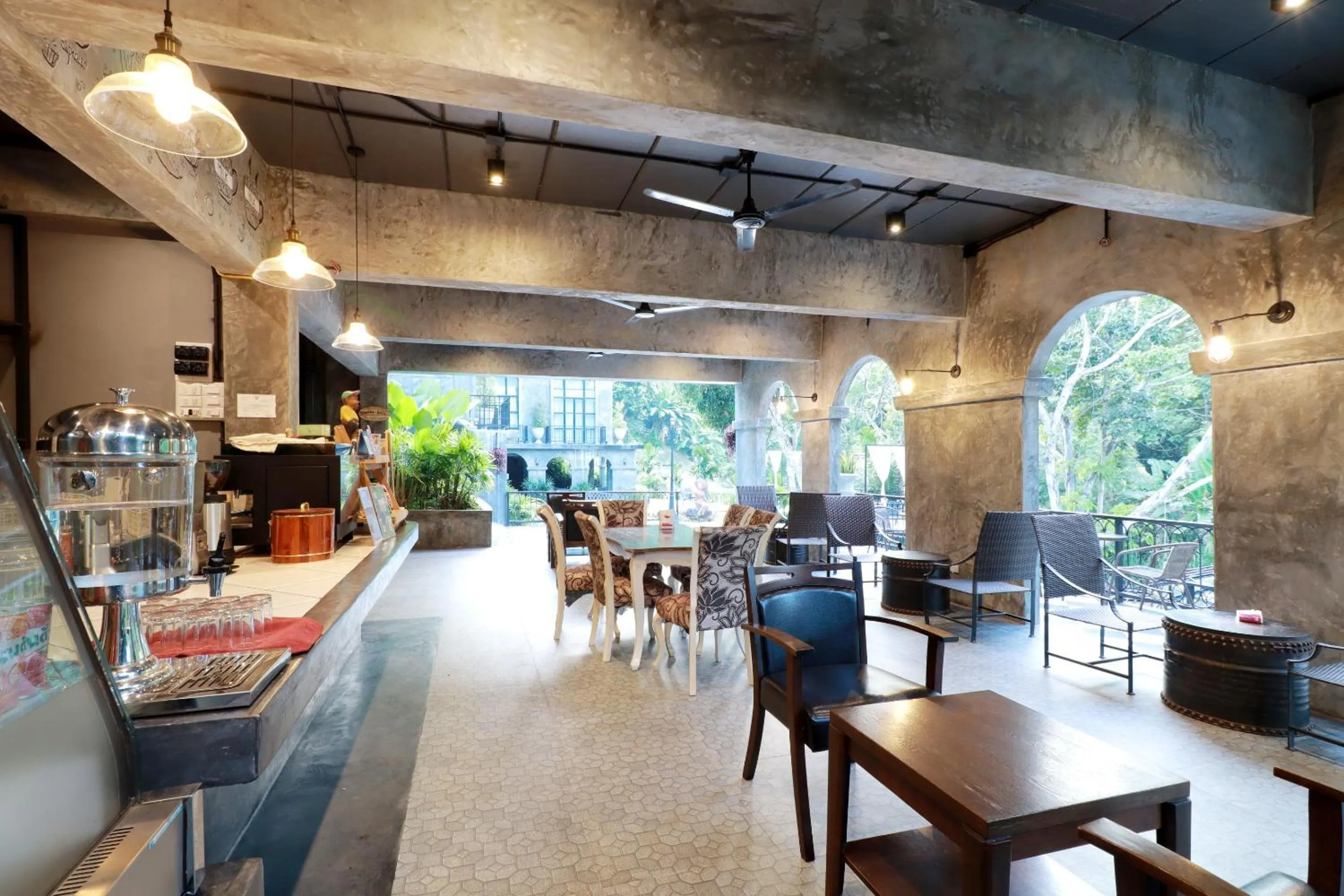 Restaurant/places to eat in Capital O 464 At Nata Chiangmai Chic Jungle