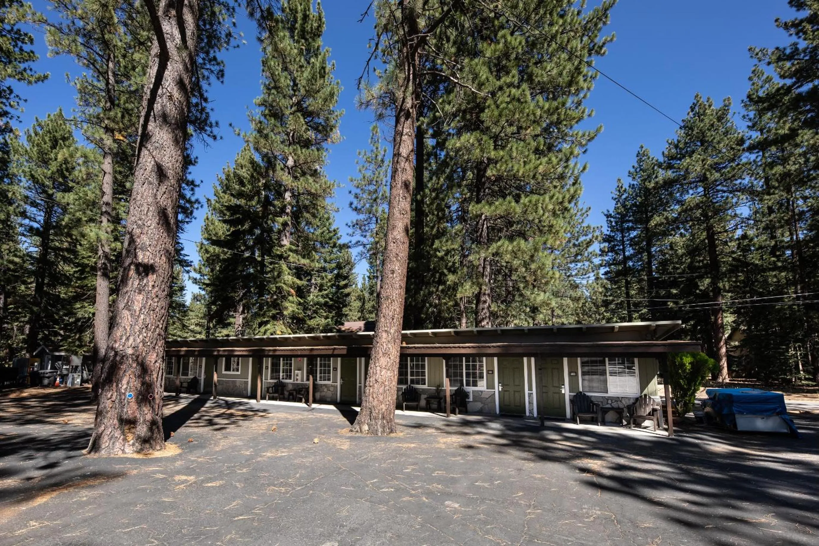 Property building in Emerald Bay Lodge