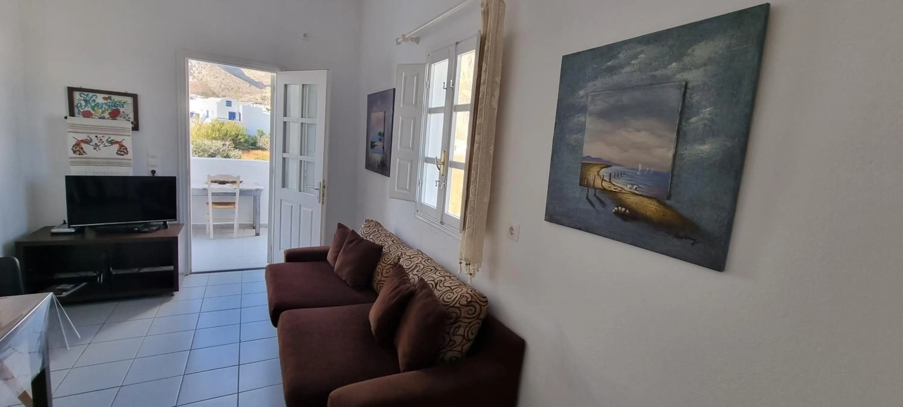 Living room in Three Harites