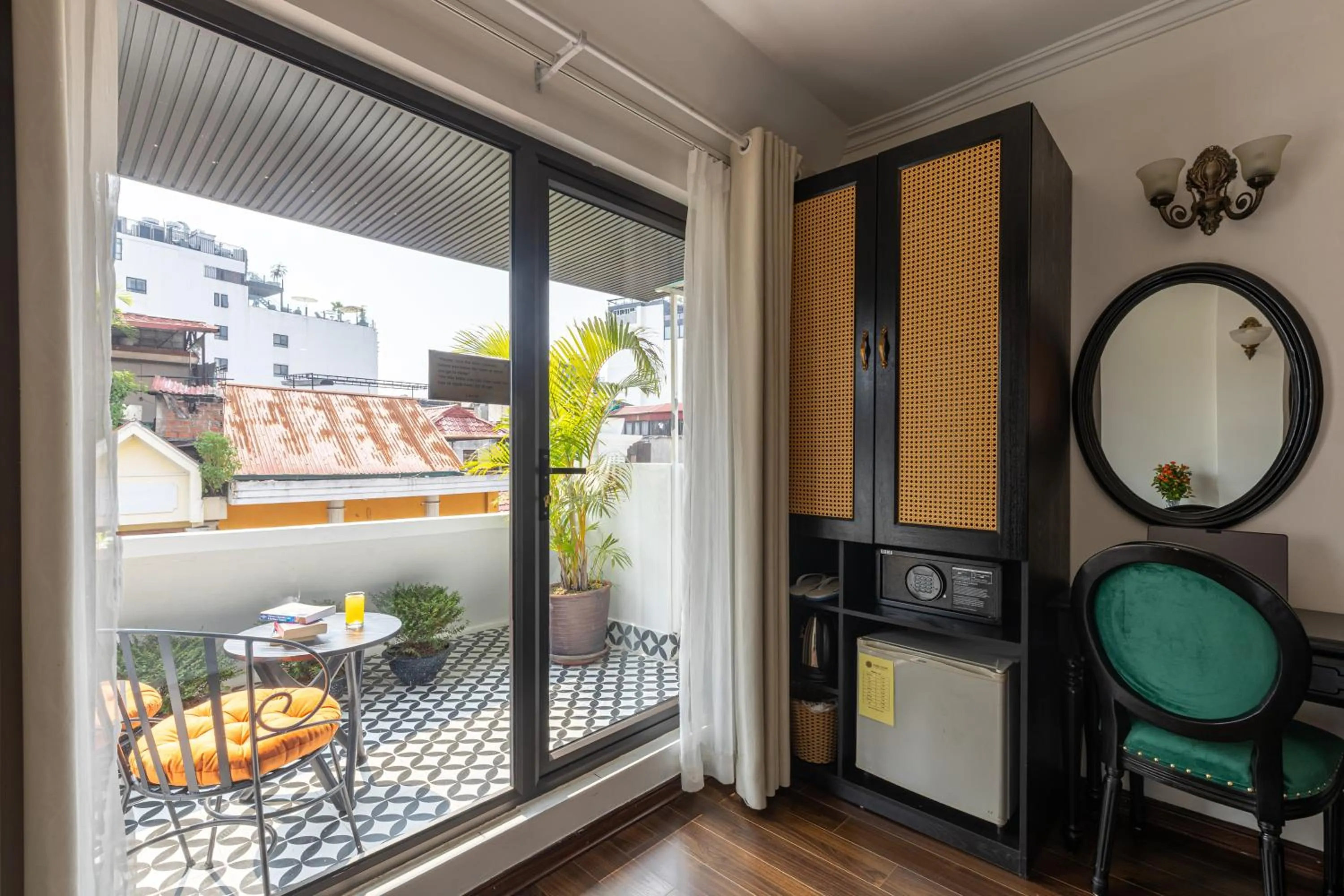 Balcony/Terrace in Hanoi House Hotel & Travel