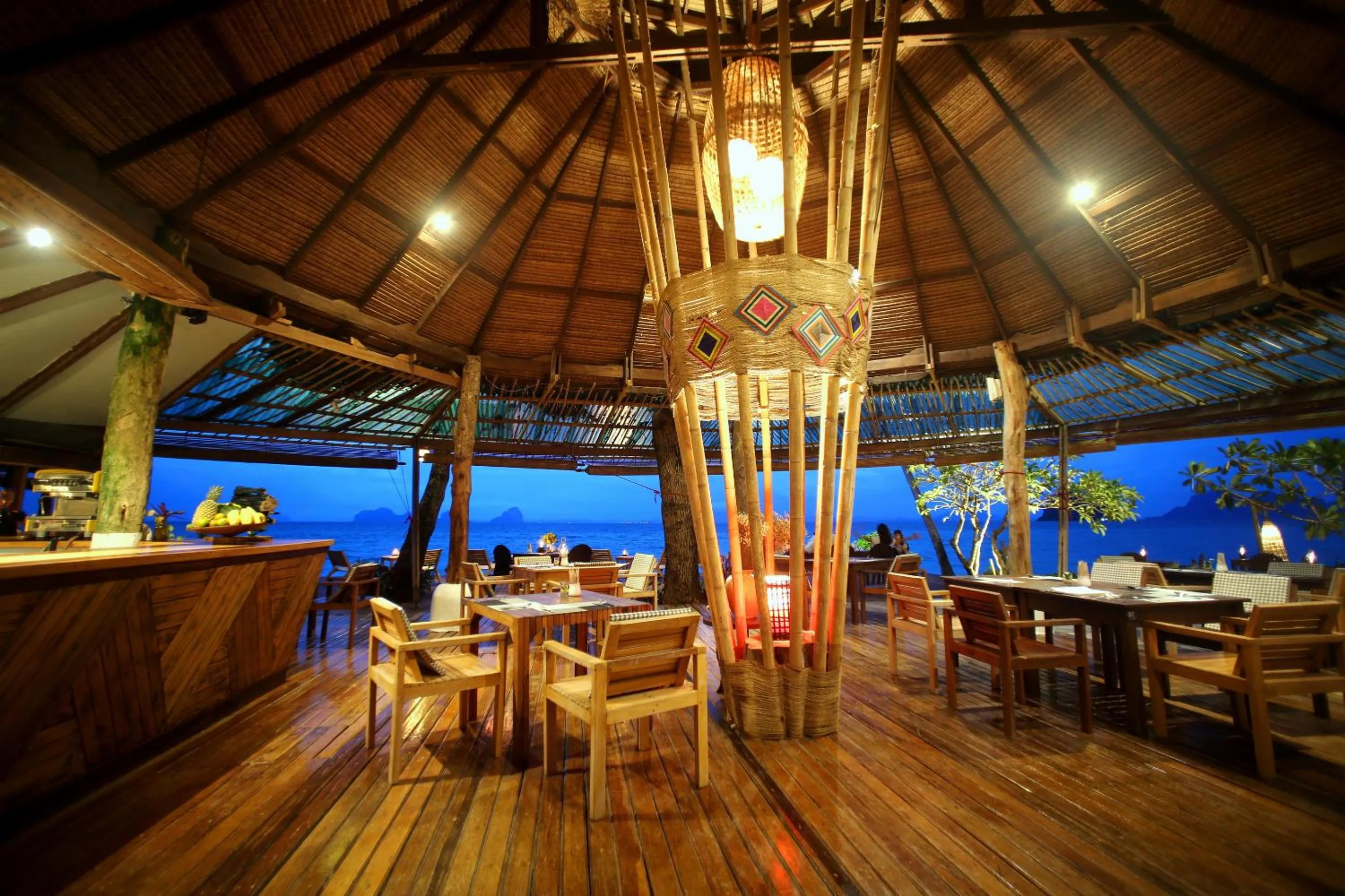 Restaurant/places to eat in Thapwarin Resort - Green Hotel