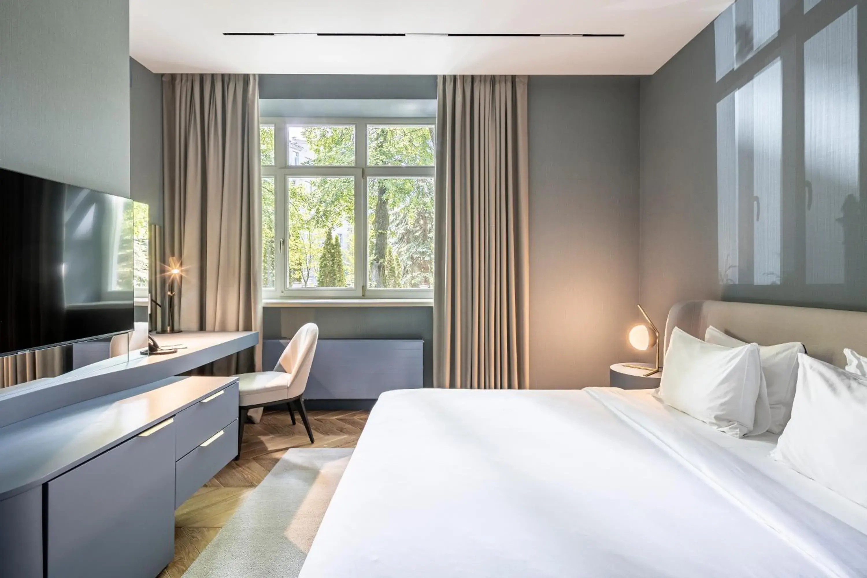 Bed in Lion's Castle Hotel Bed in Lion's Castle Hotel