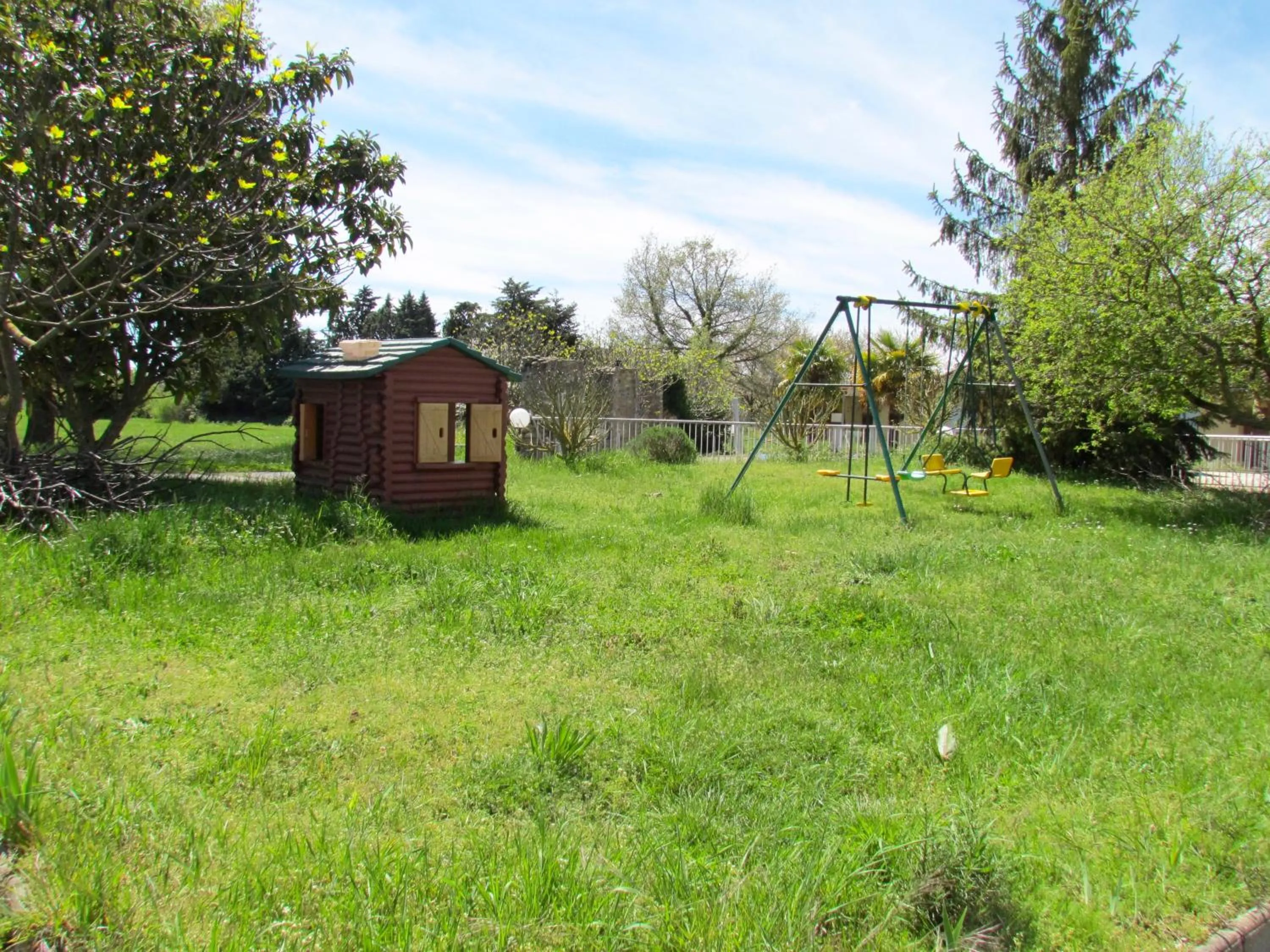 Children play ground in Hôtel La Rocade