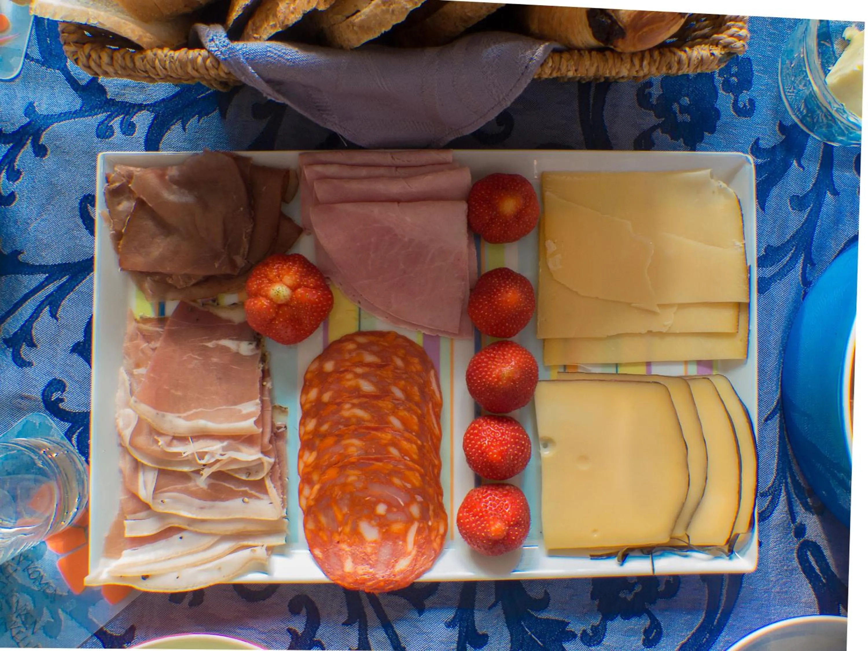 Food close-up in B&B E48