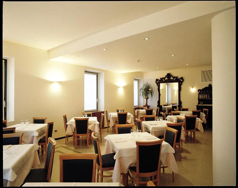 Restaurant/places to eat in Hotel La Cascata