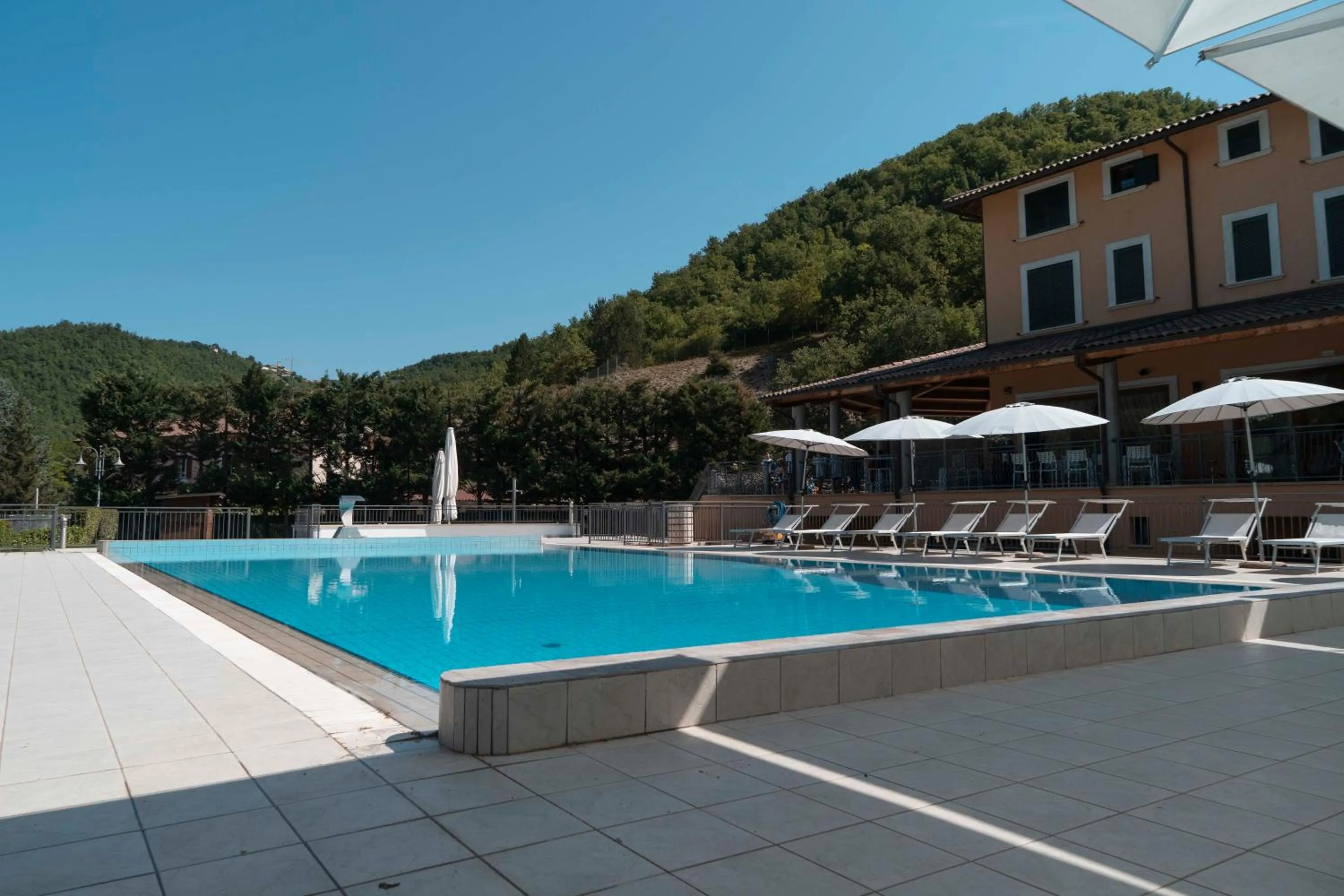 Swimming pool in Grand Hotel Elite