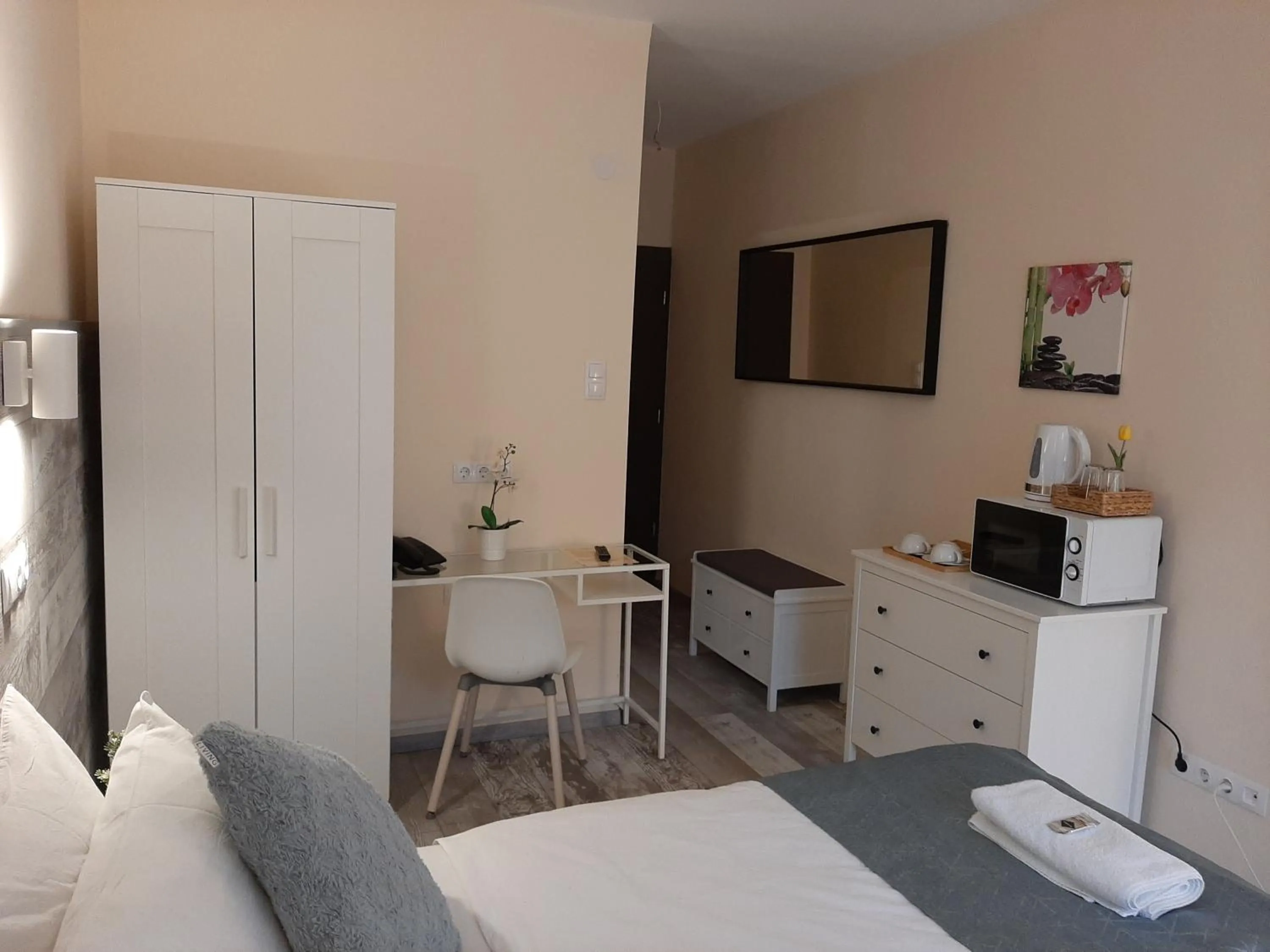 Bed in Korona Panzió Budapest