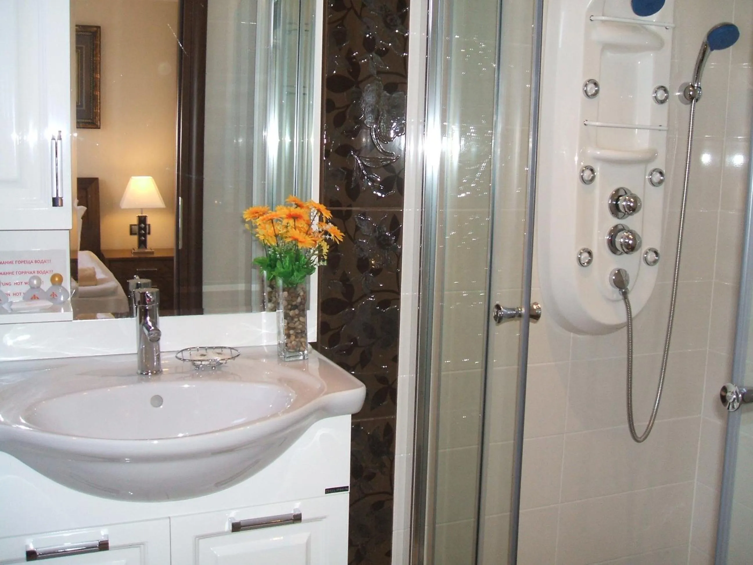 Shower in Laguna Beach Resort & Spa