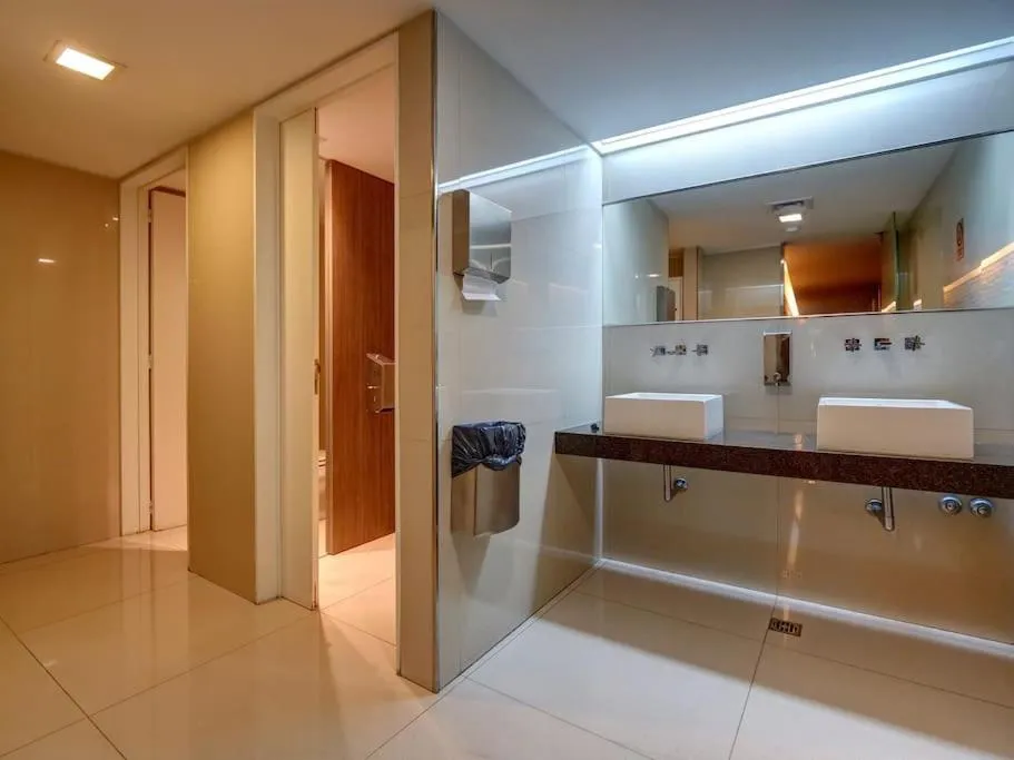 Bathroom in Nido at Quartier del Polo