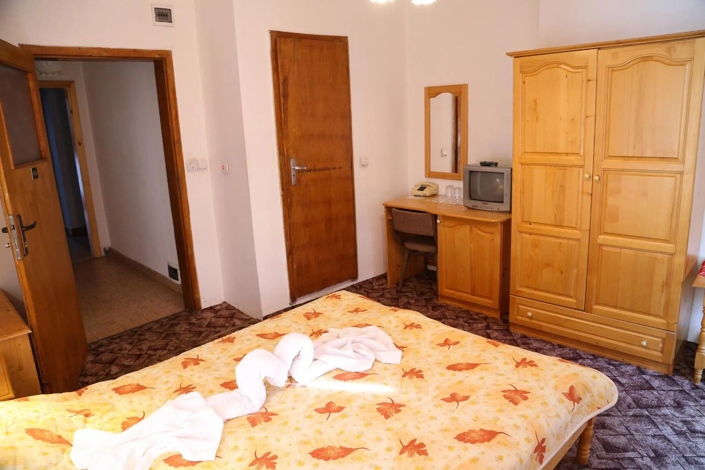 Bed in Family Hotel Bisser