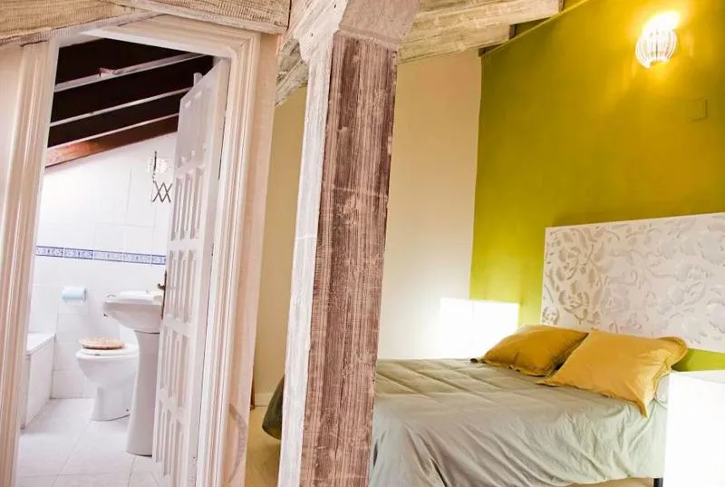 Photo of the whole room, Bed in La Posada de Langre