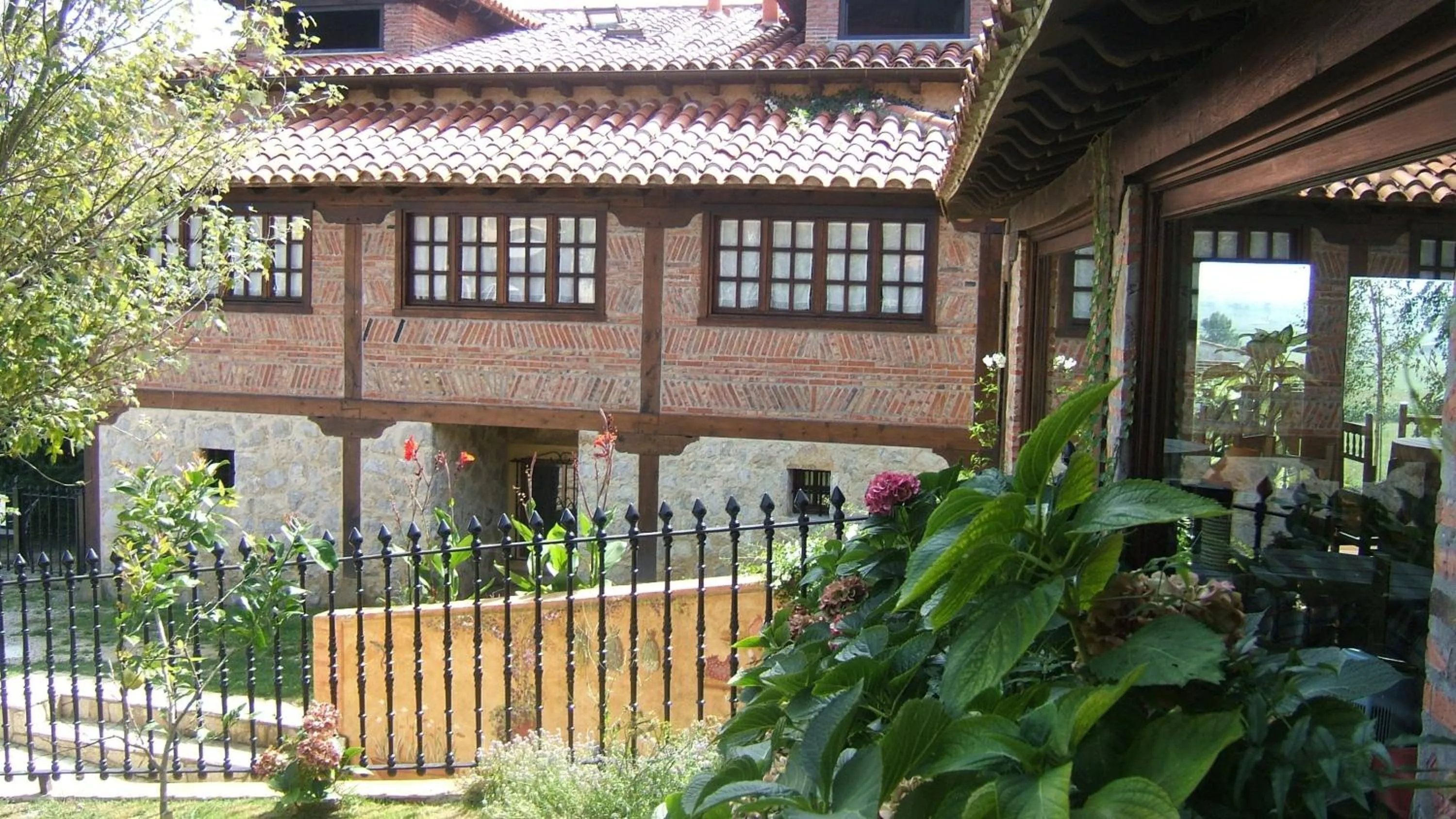 Area and facilities in La Posada de Langre