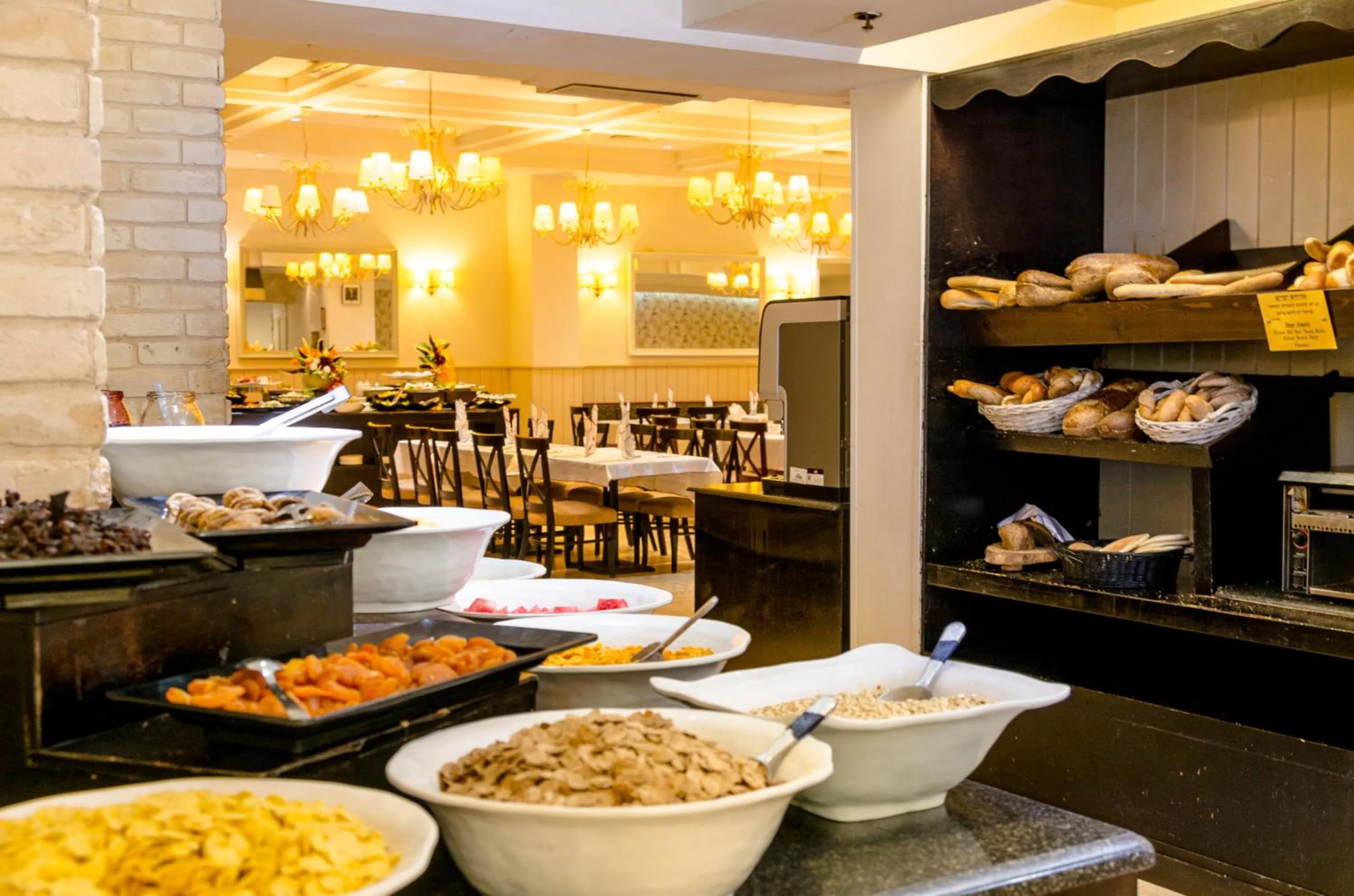 Buffet breakfast in Royal Plaza Hotel
