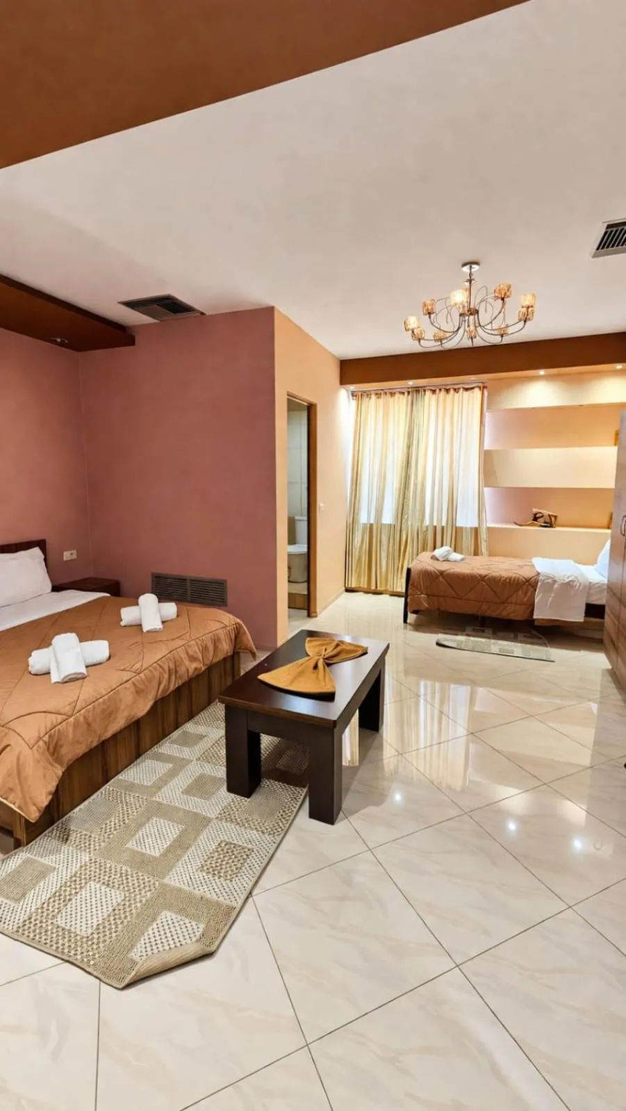 Bed in Hotel Alysa Korce
