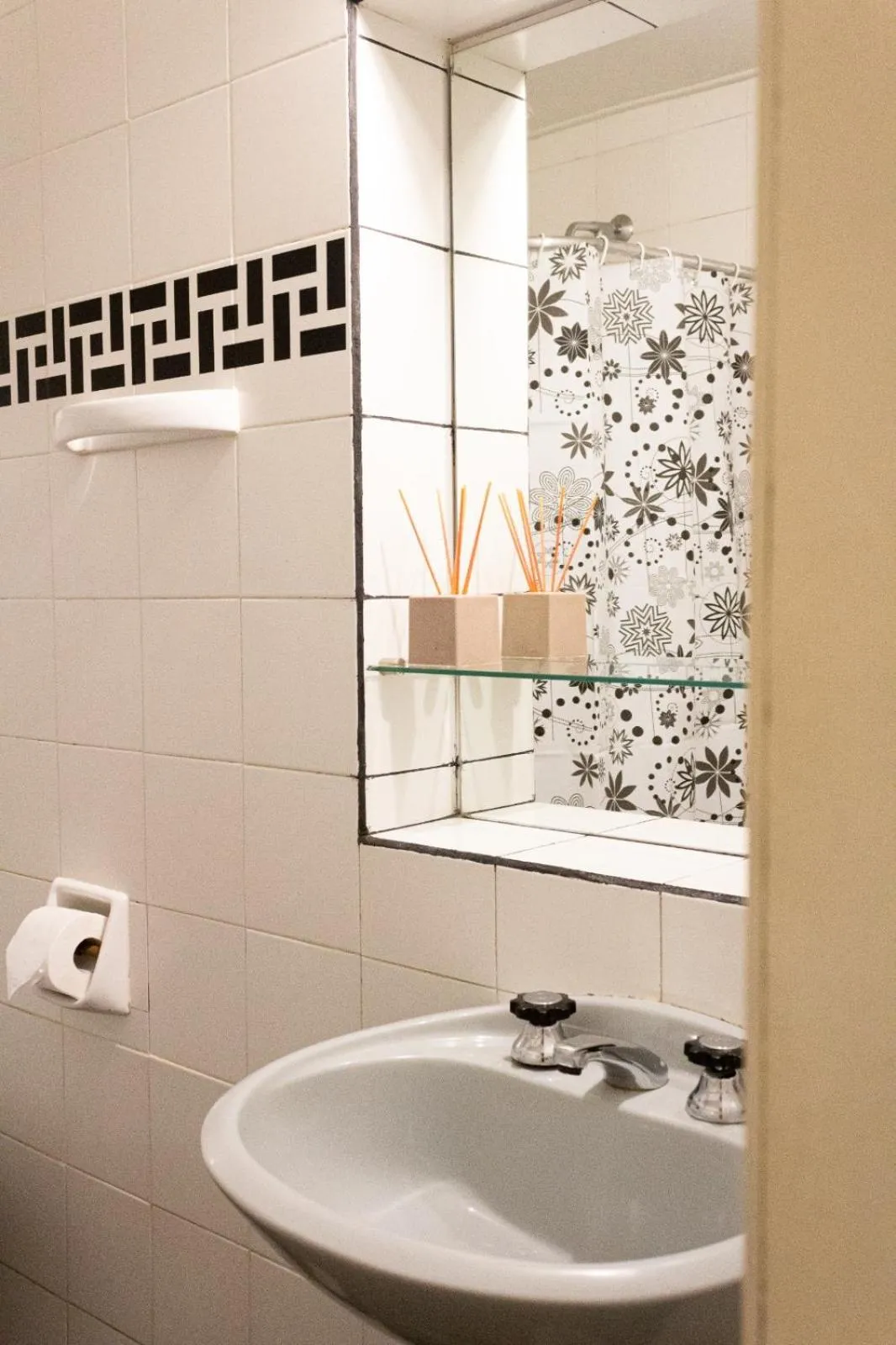 Bathroom in Michay, bungalow 4pax, a 50 mts del lago.