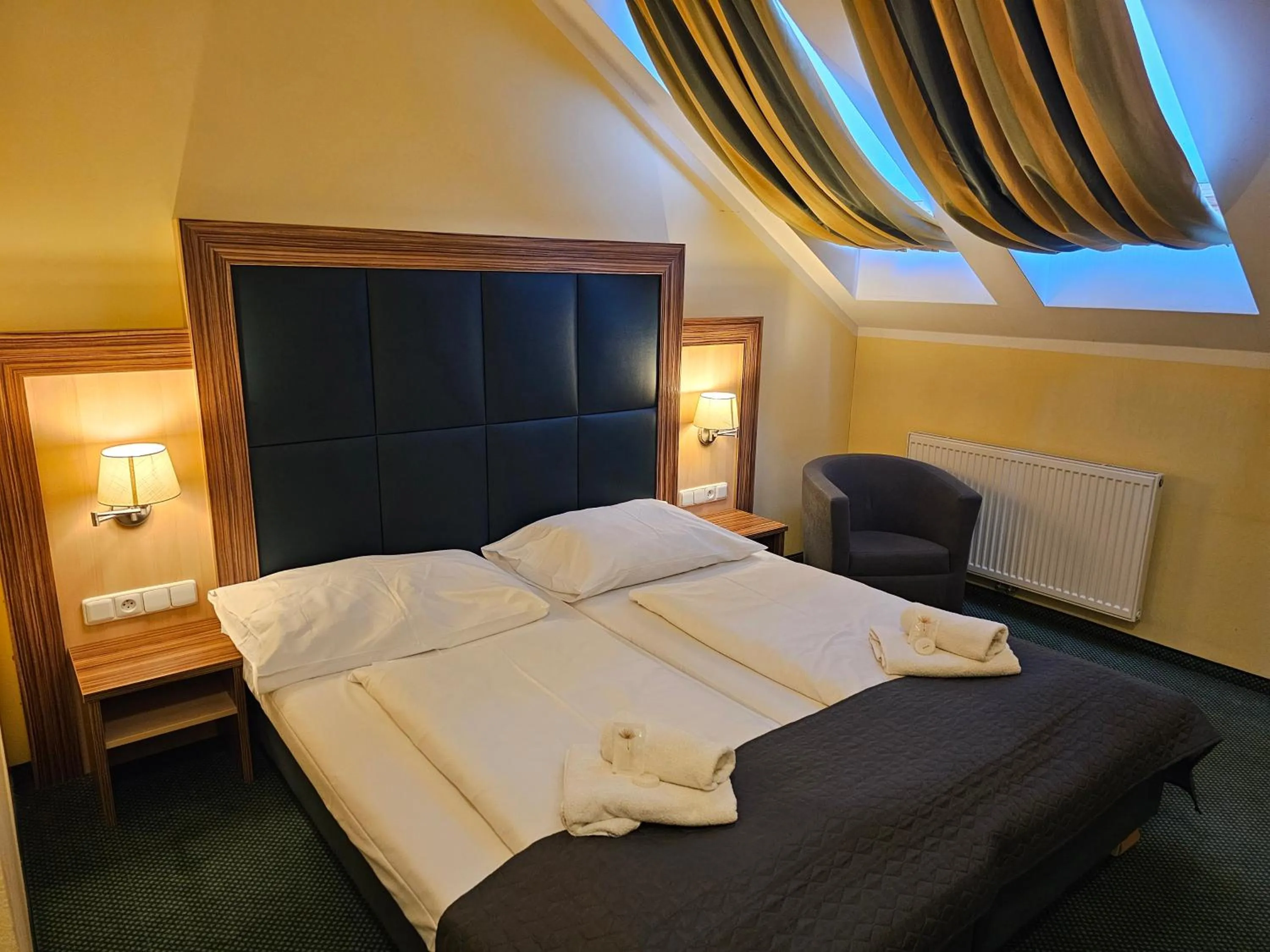 Bed in Hotel U Divadla