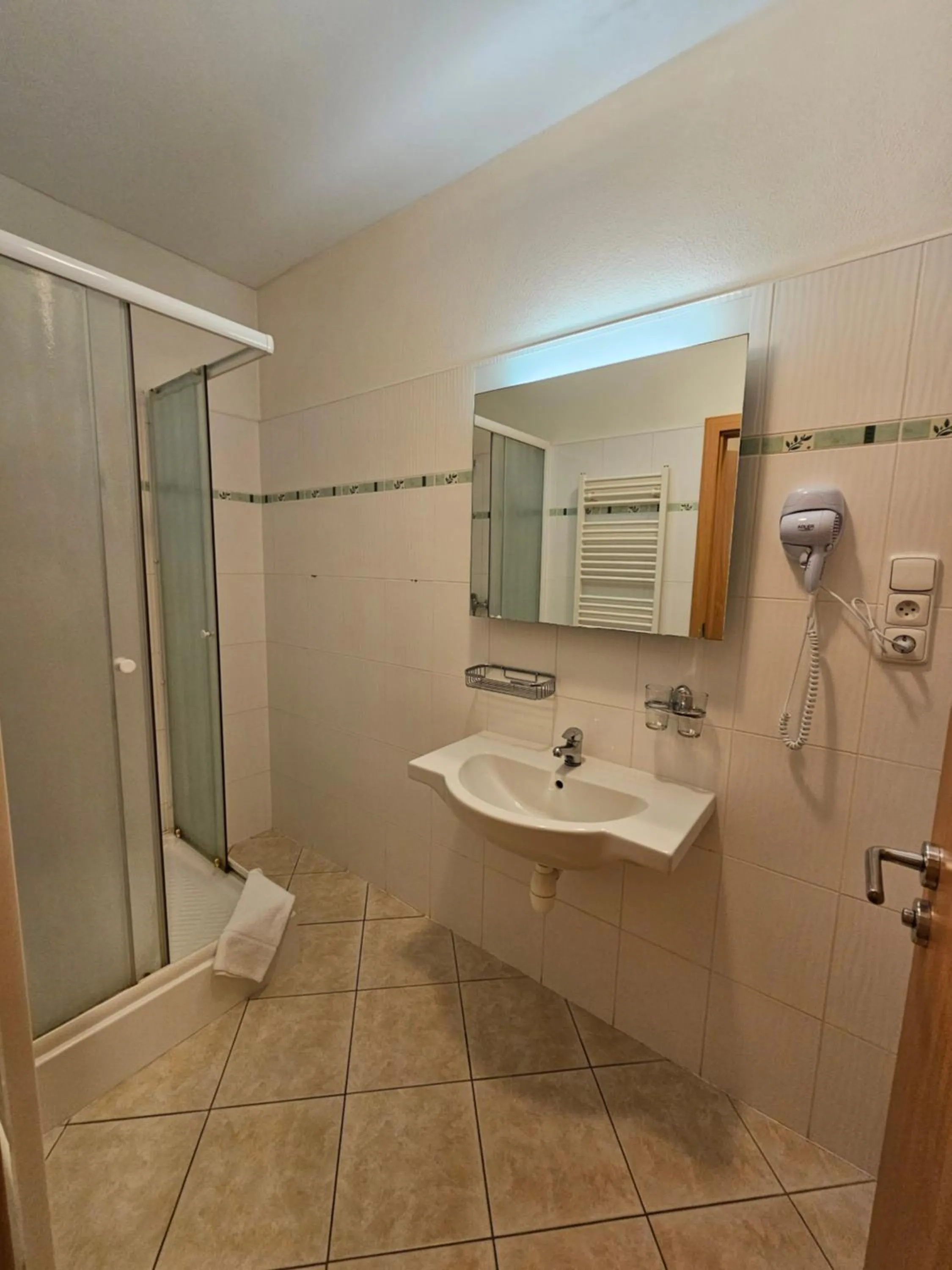 Shower in Hotel U Divadla