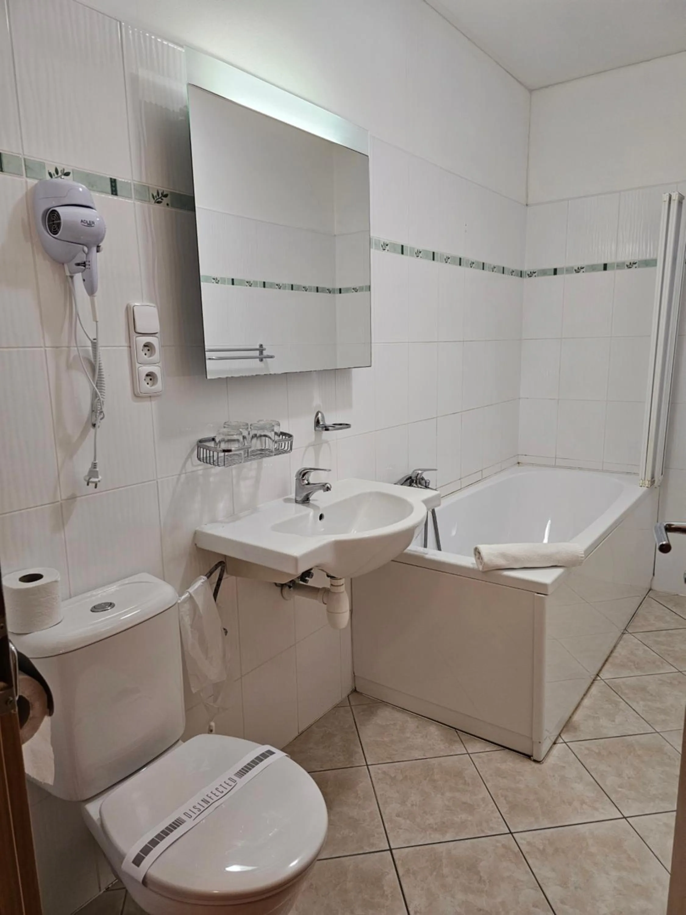 Shower in Hotel U Divadla