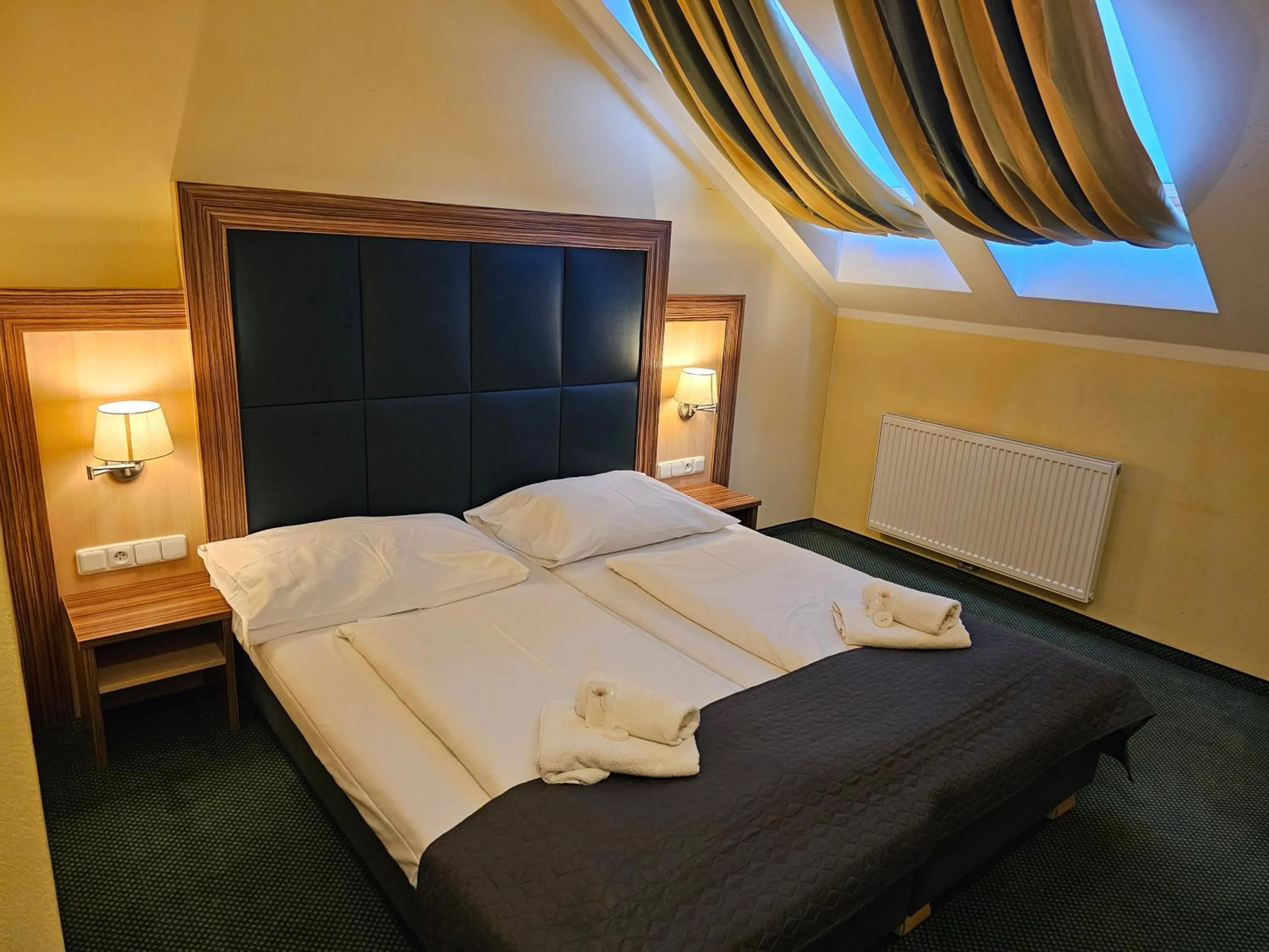 Bed in Hotel U Divadla