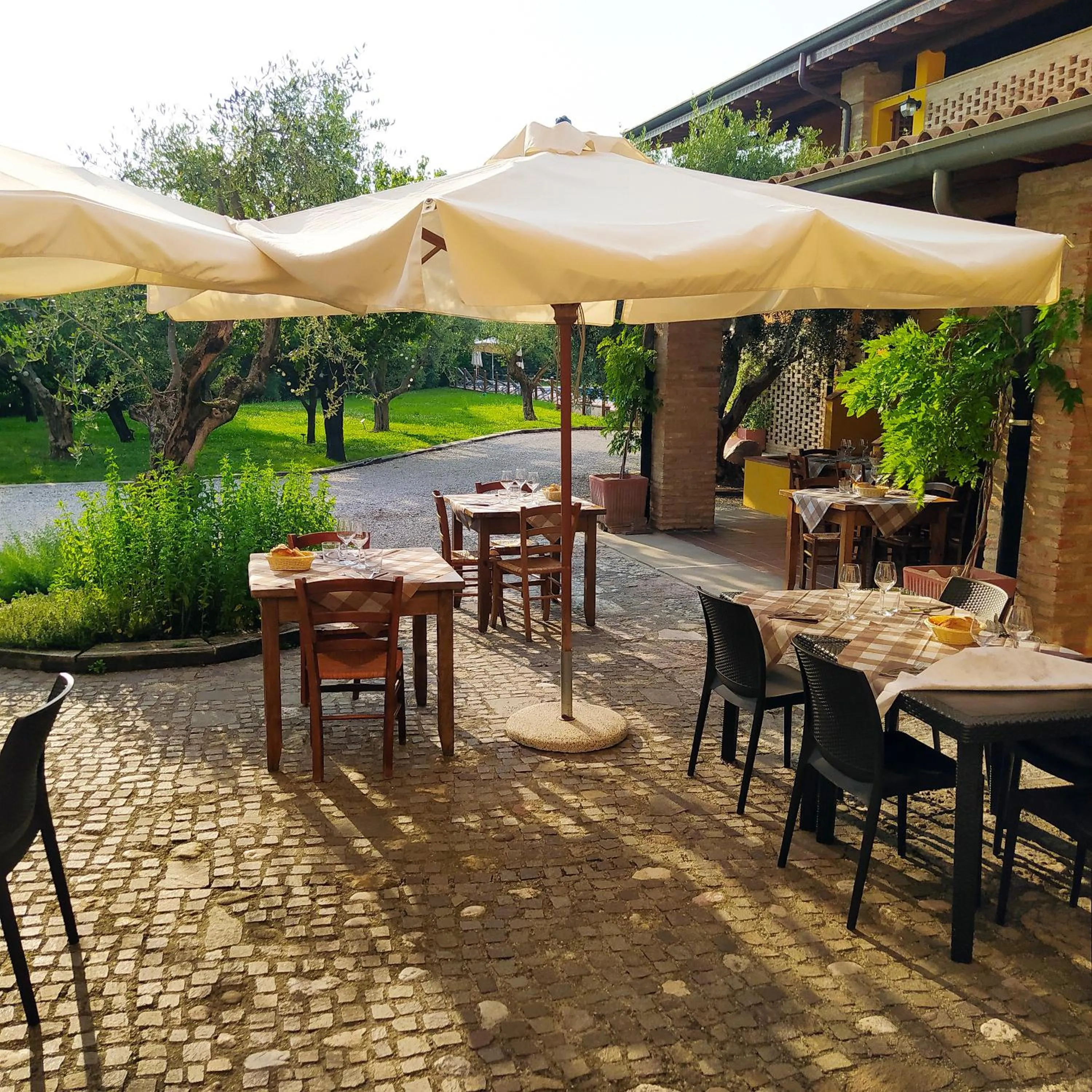 Summer in Agriturismo Armea