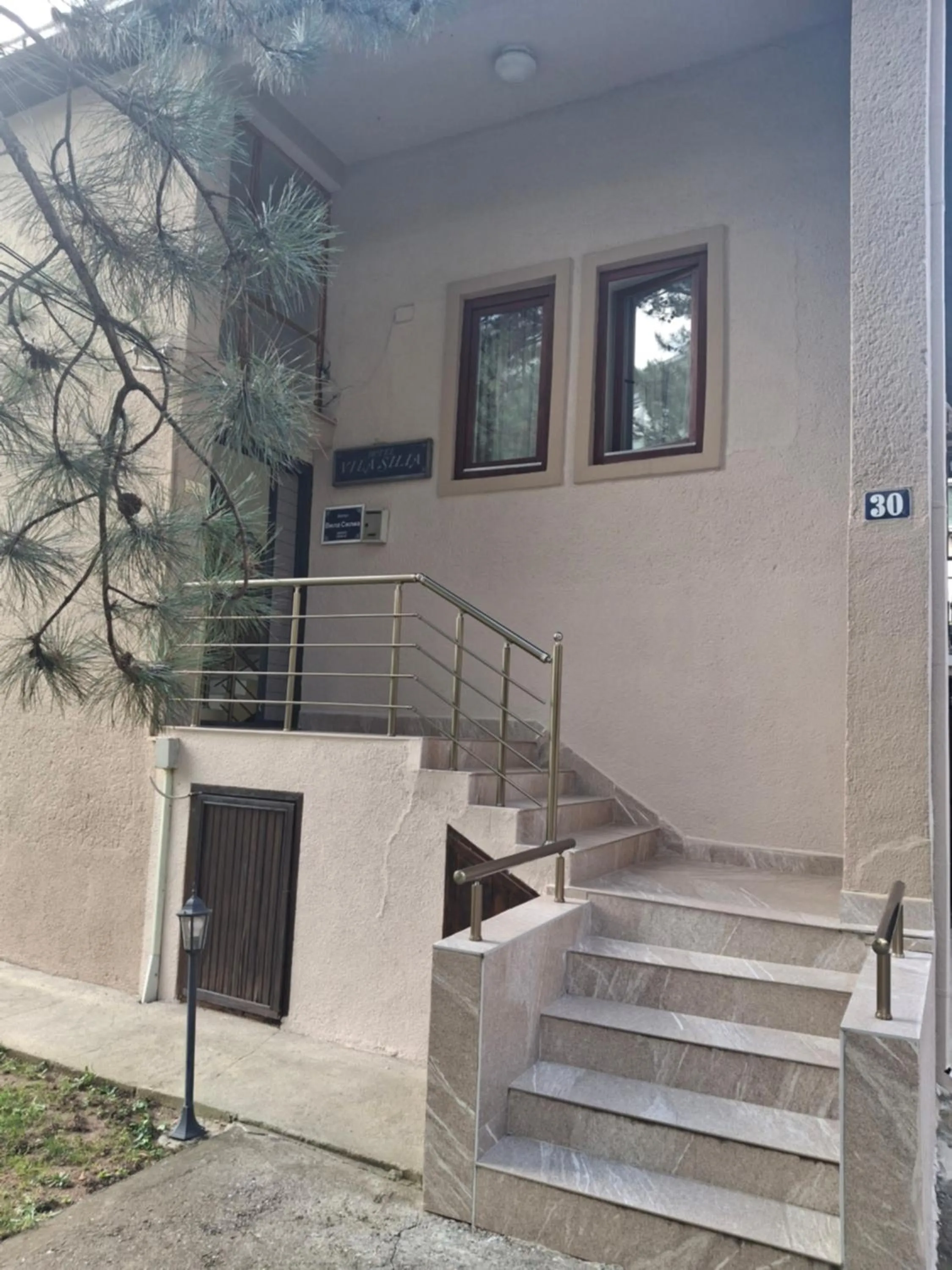 Property building in Vila Silia