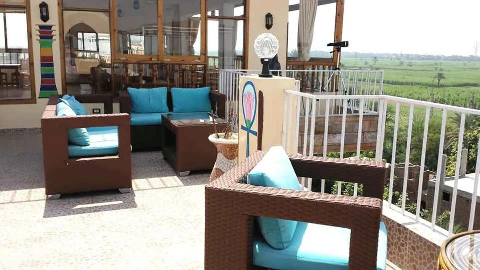 Lounge or bar in Thebes Hotel