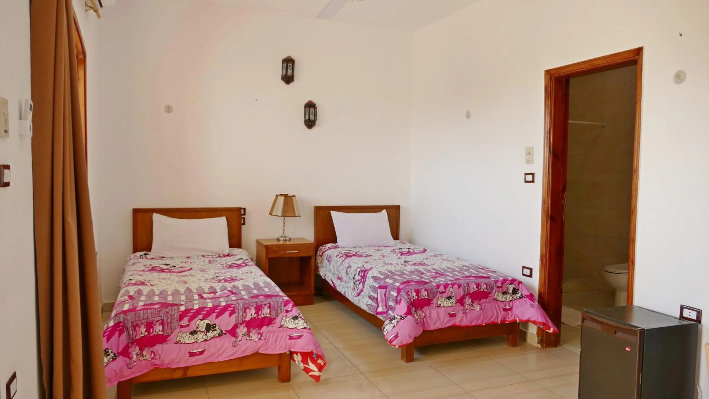 Bedroom, Bed in Thebes Hotel