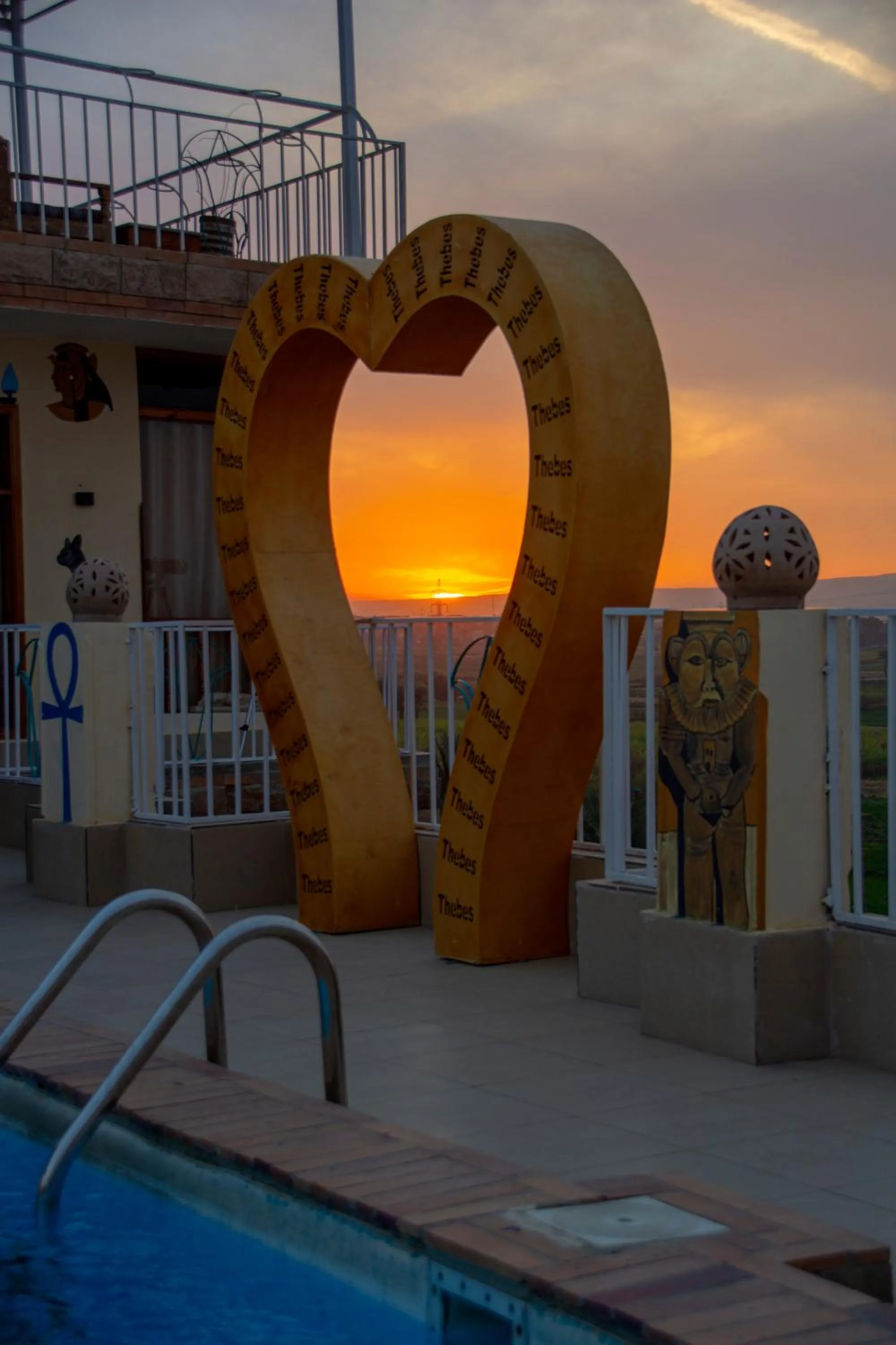 Mountain view in Thebes Hotel