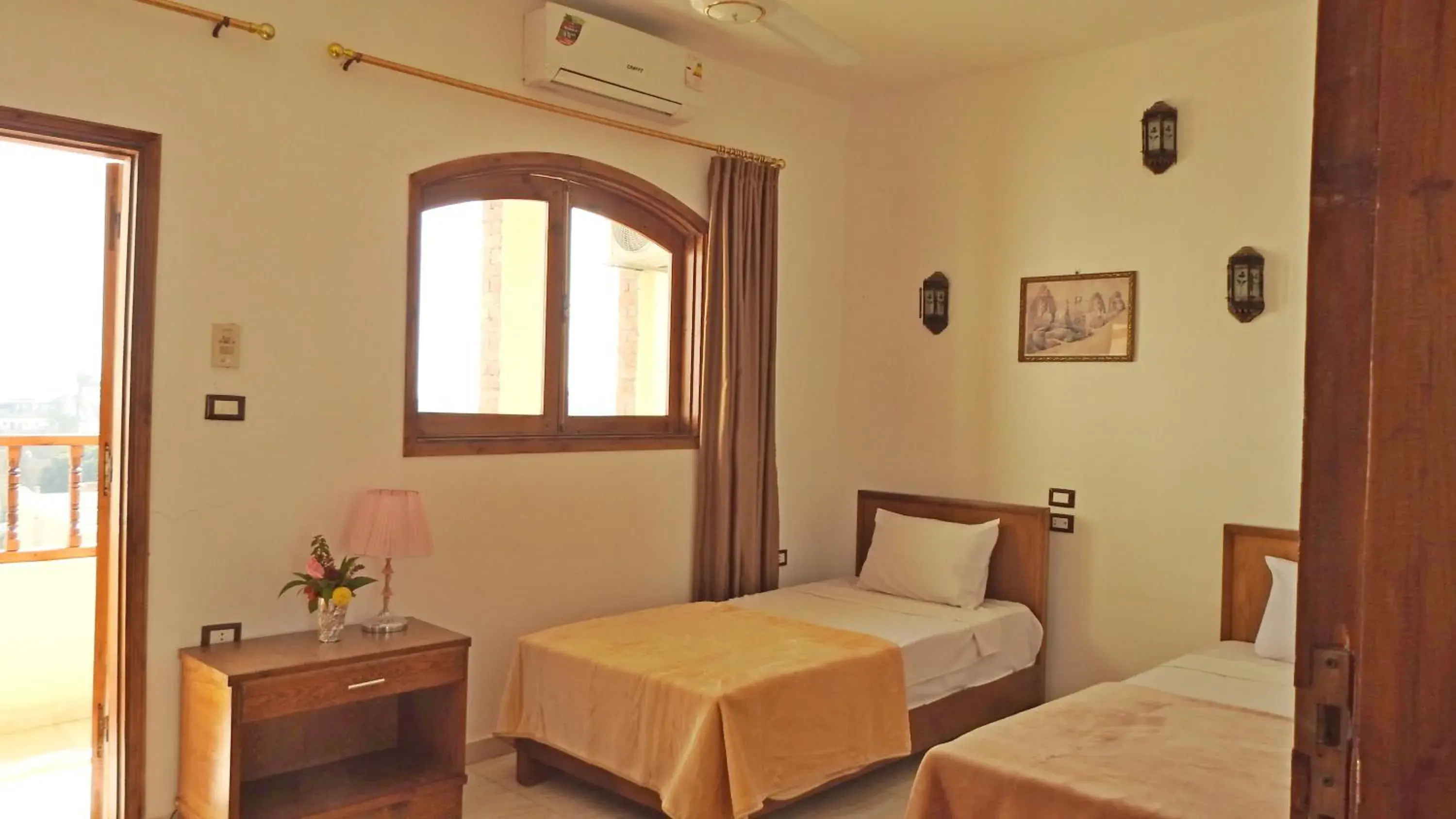 Superior Double Room in Thebes Hotel Superior Double Room in Thebes Hotel