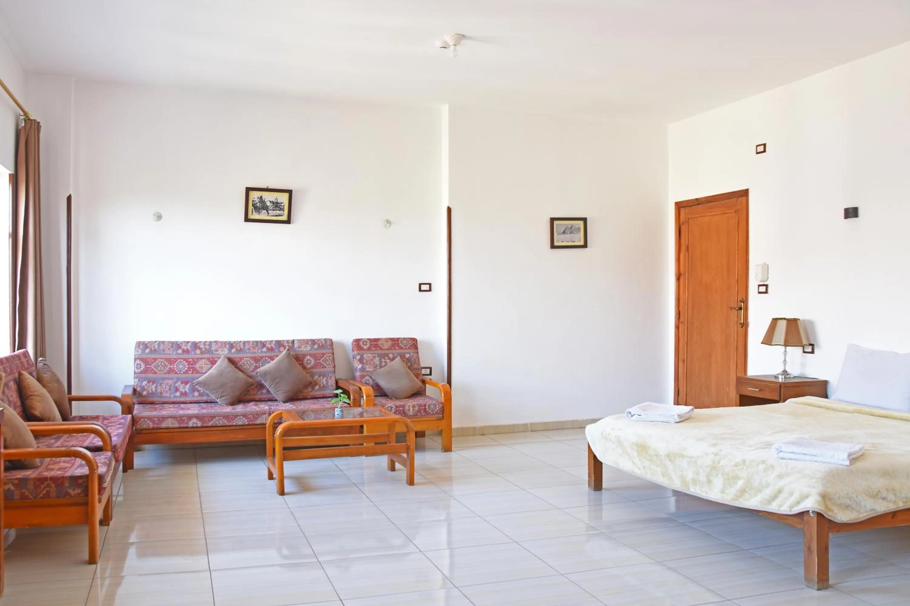 Decorative detail, Bed in Thebes Hotel