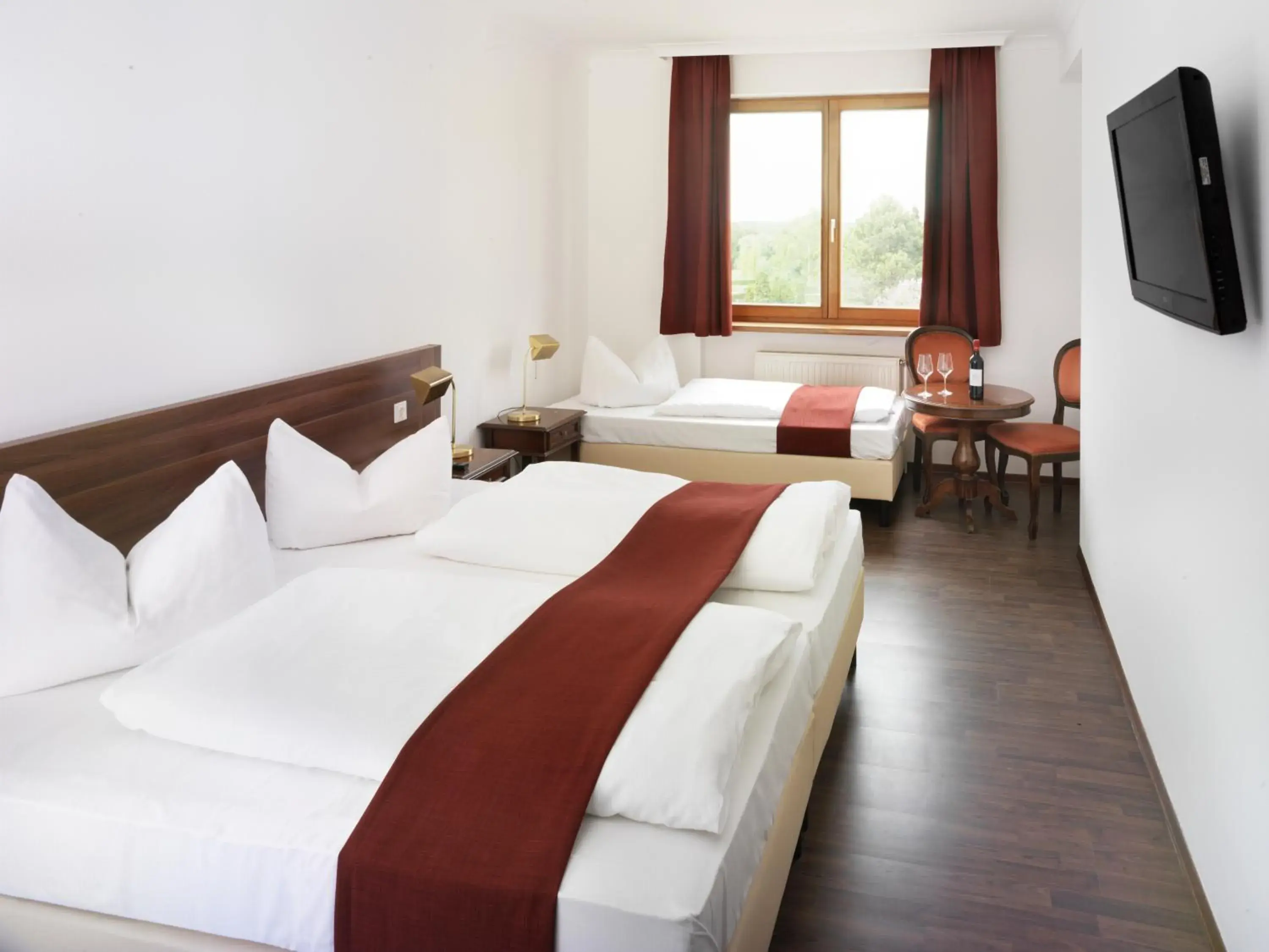 Quadruple Room in Hotel Marc Aurel Quadruple Room in Hotel Marc Aurel