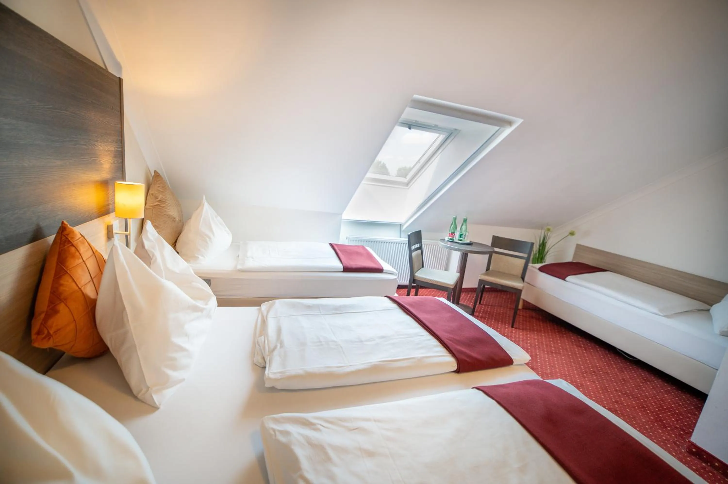 Photo of the whole room, Bed in Hotel Marc Aurel