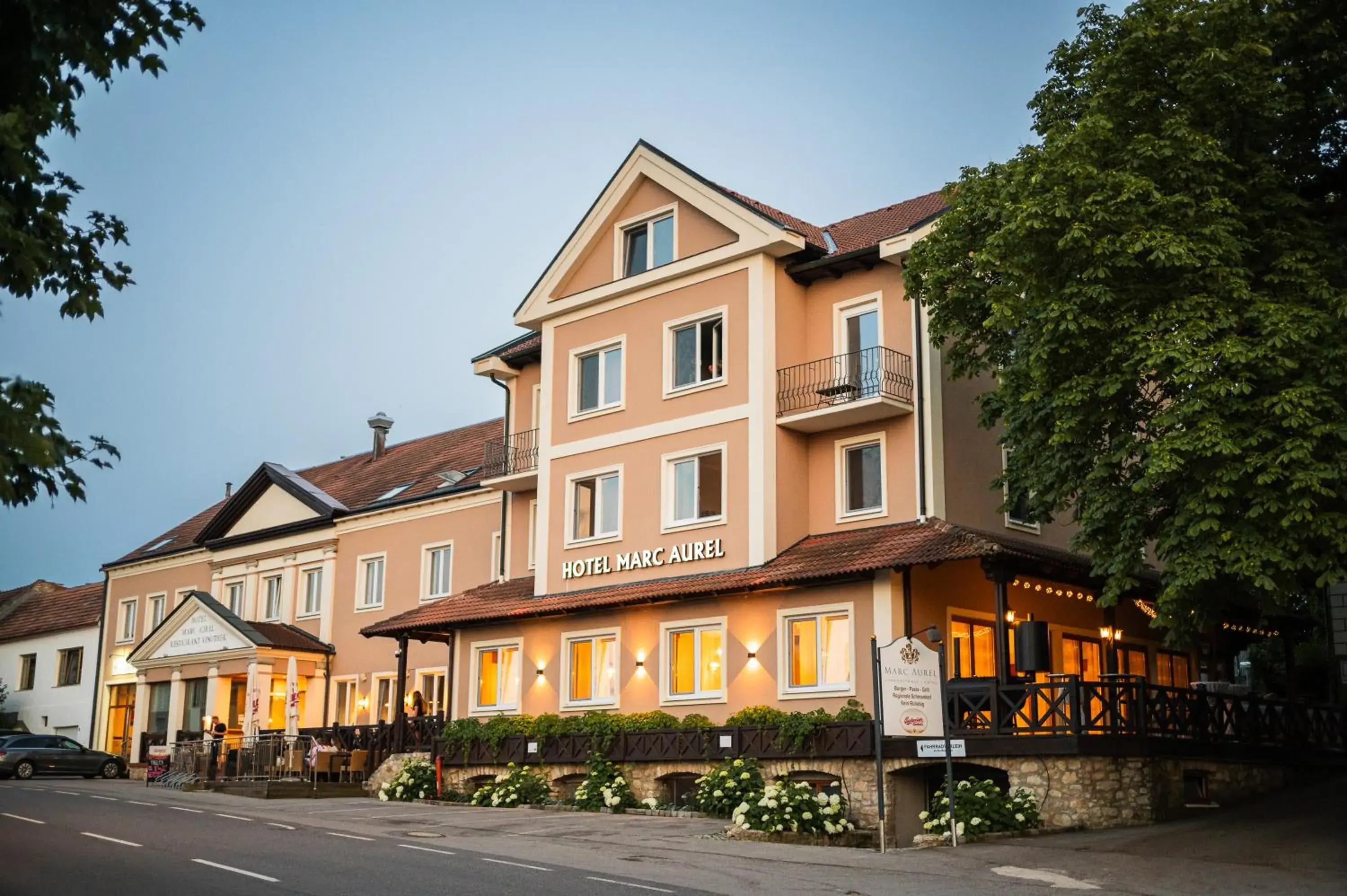 Property building in Hotel Marc Aurel Property building in Hotel Marc Aurel