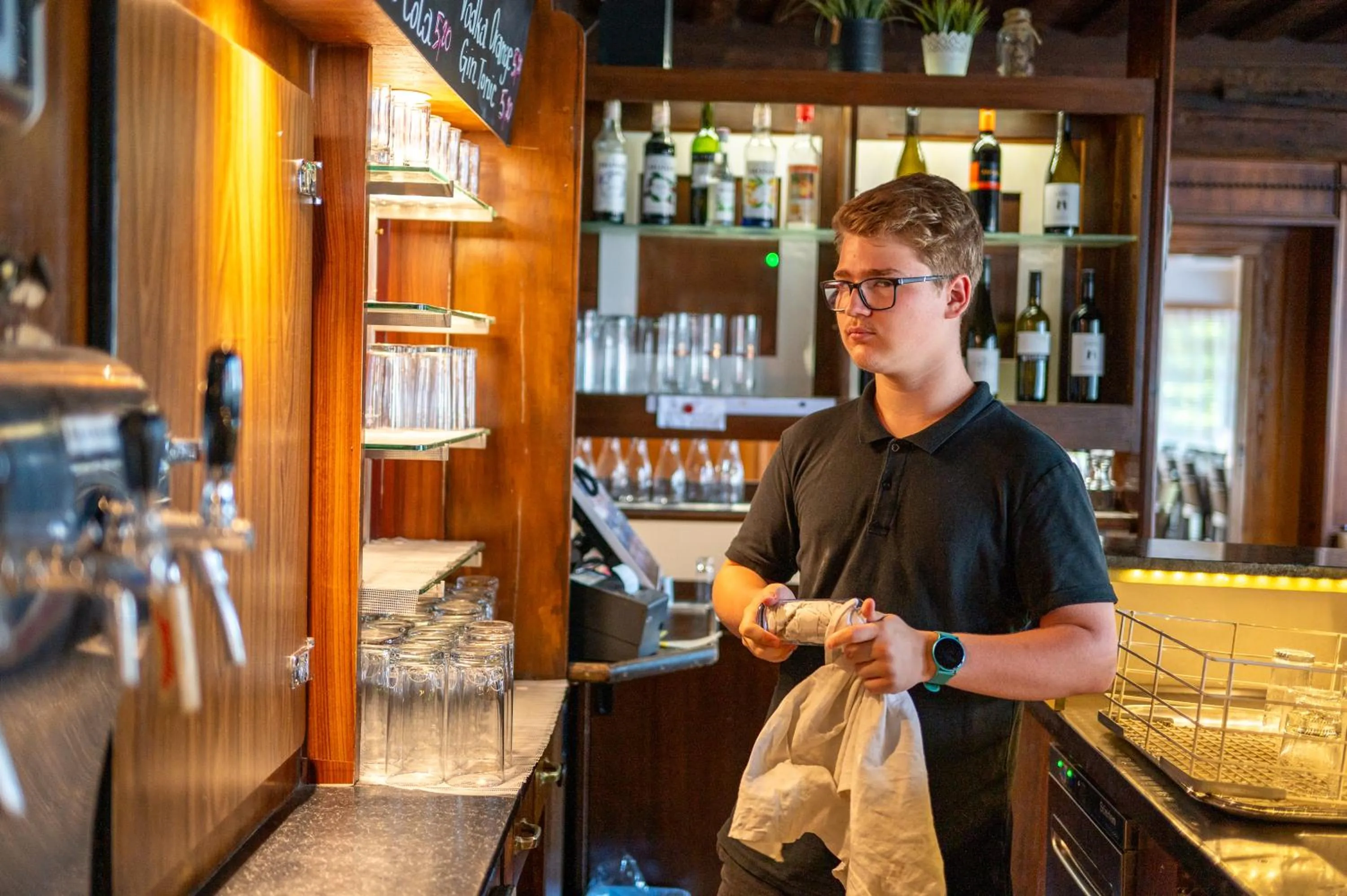 Restaurant/places to eat in Hotel Marc Aurel