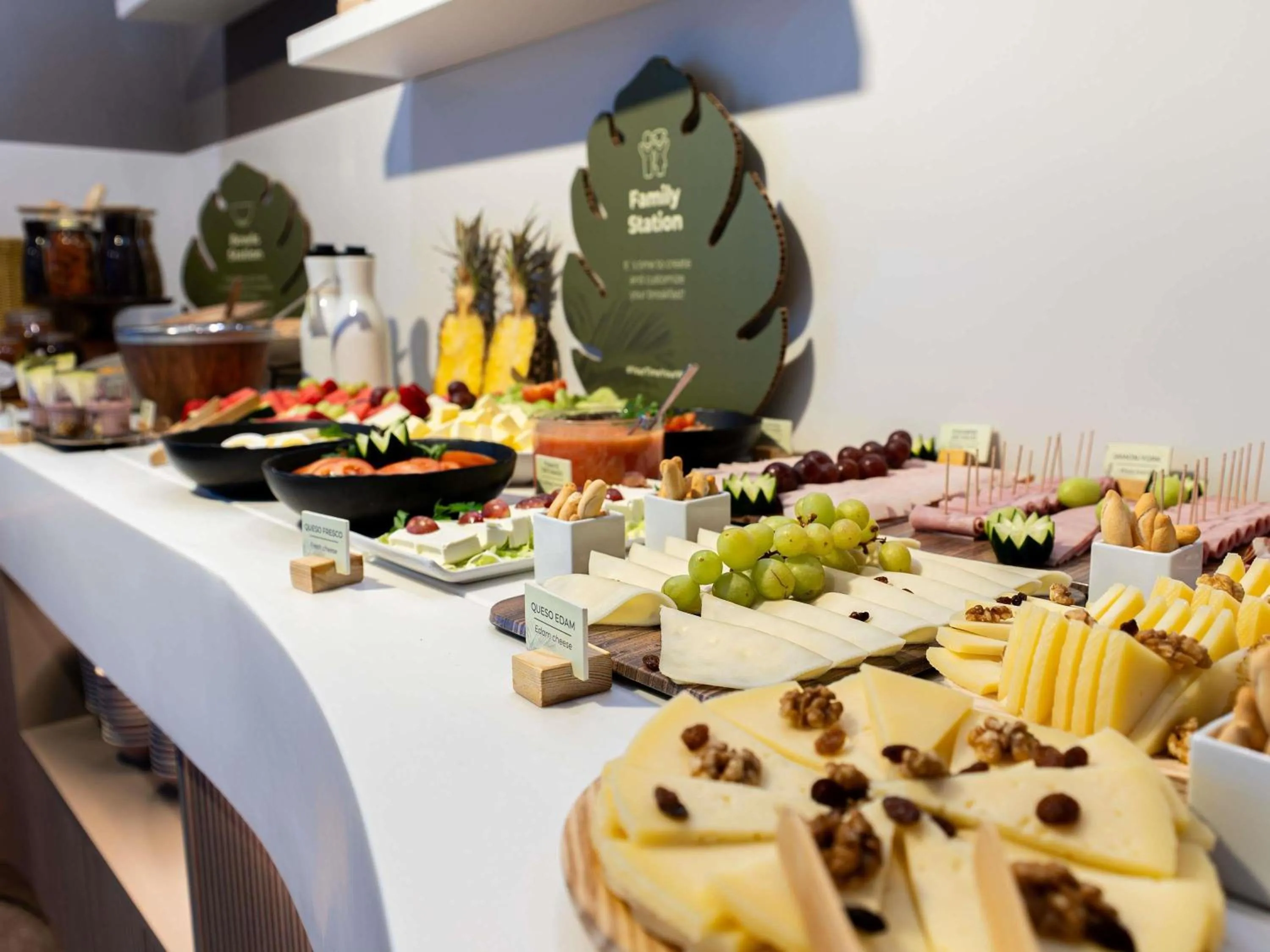 Breakfast in Novotel Suites Malaga Centro