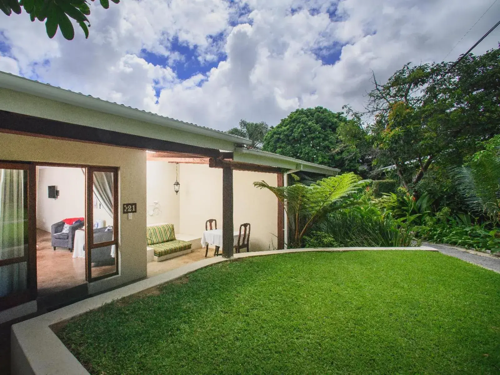 Garden in Stille Woning Guesthouse Garden in Stille Woning Guesthouse